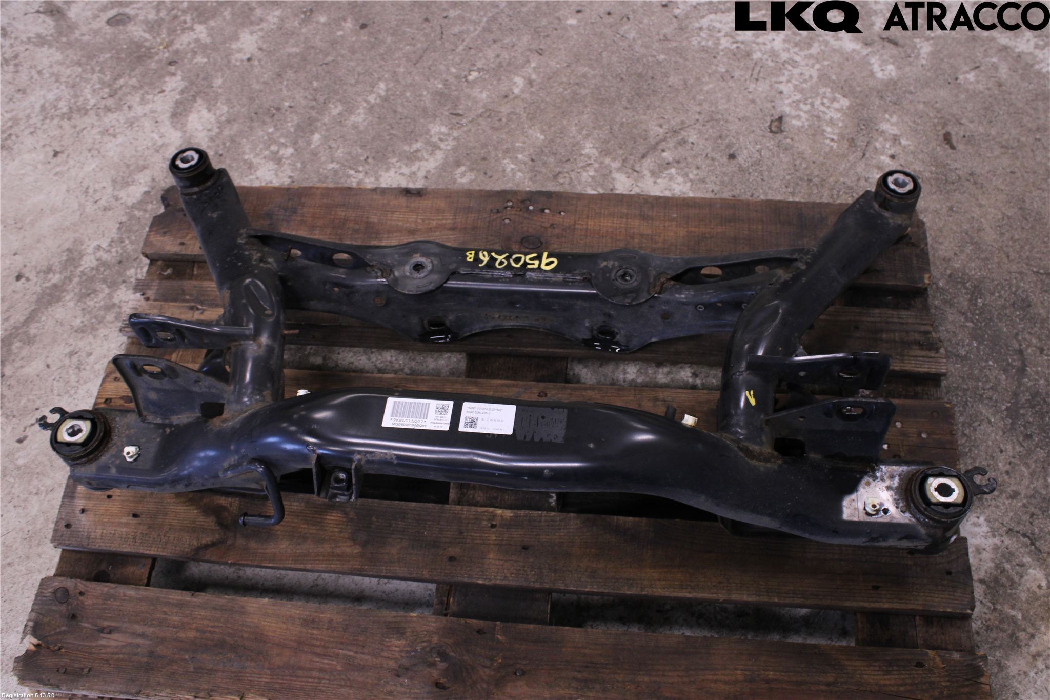 Volkswagen VW TIGUAN 16-24 Bakaksel Feste Travers-Ramme
