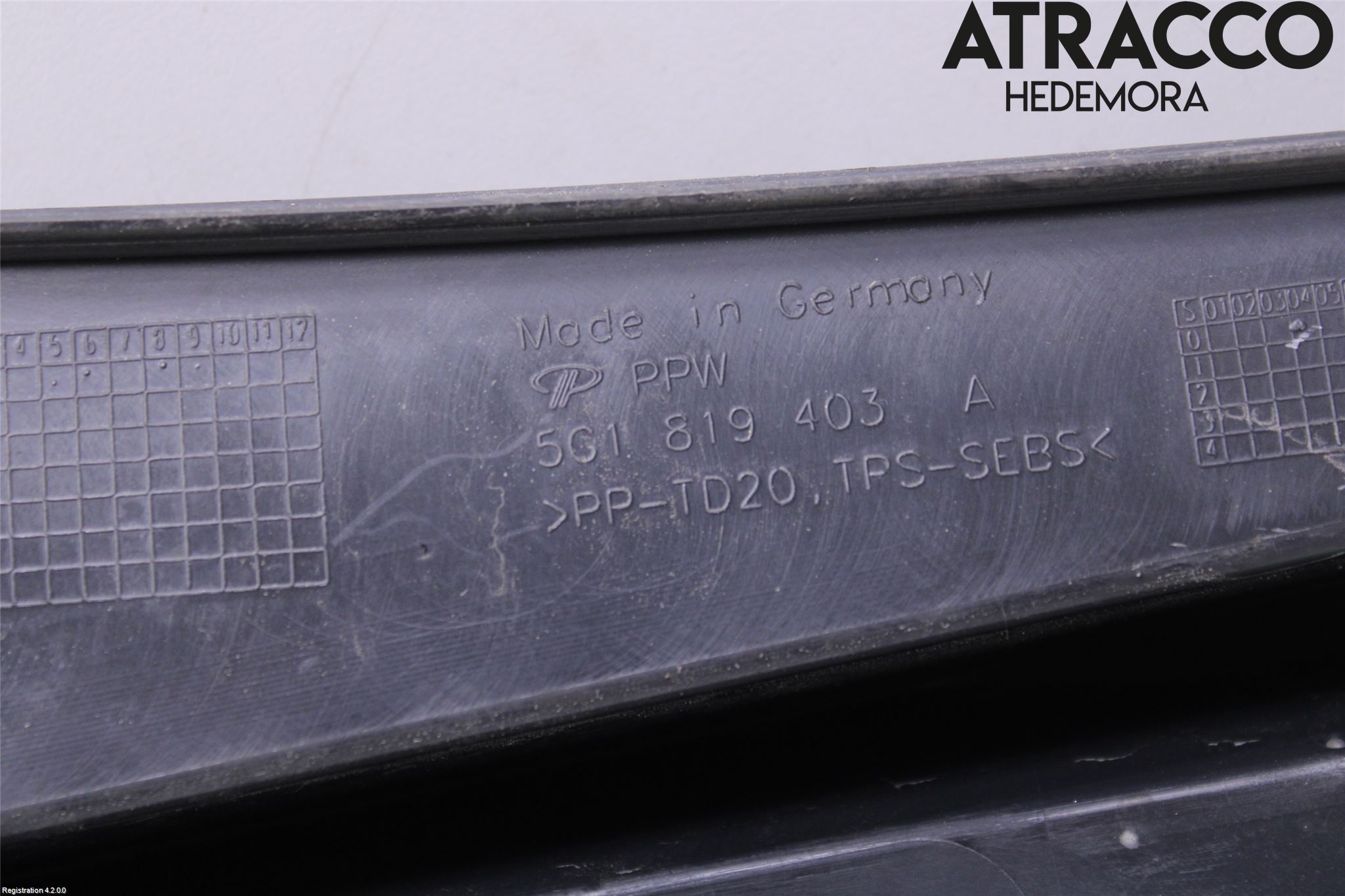 Volkswagen VW GOLF / E-GOLF VII 13-20 Visker Deksel-Grill-Under Frr