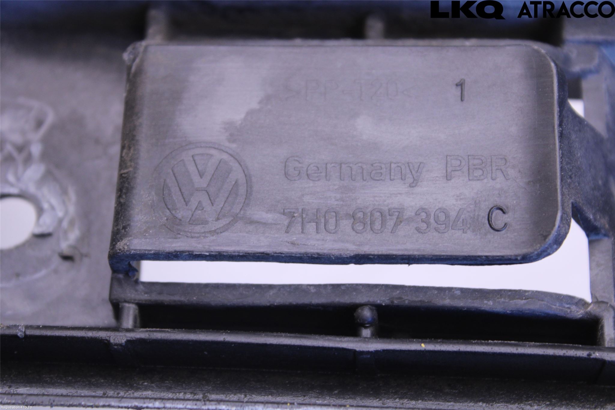 Volkswagen VW TRANSP/CARAVELLE (T5) 04-15 Støtfangerfeste Bak Høyre