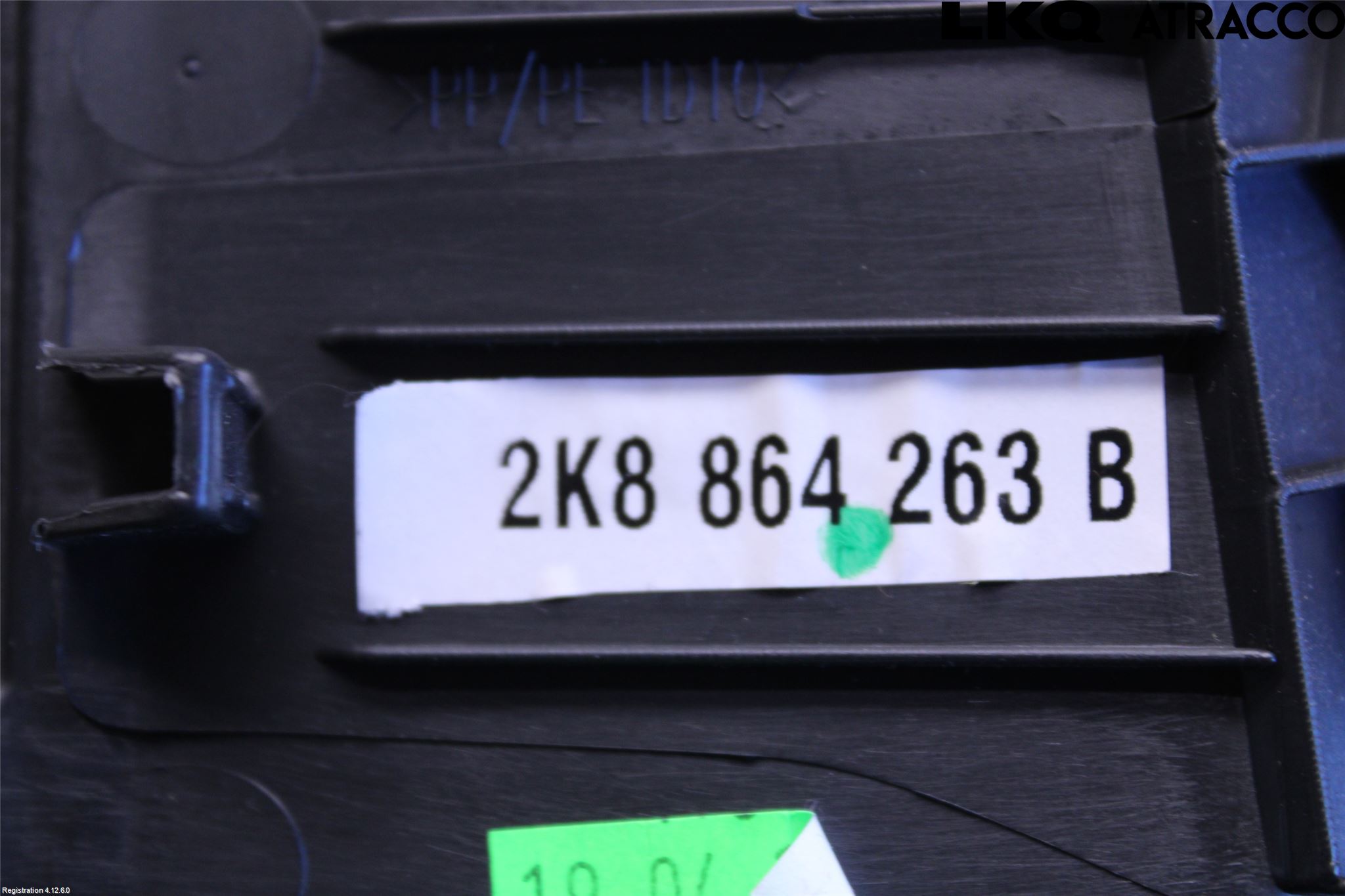Volkswagen VW CADDY 21- Instrumentkonsoll Midt