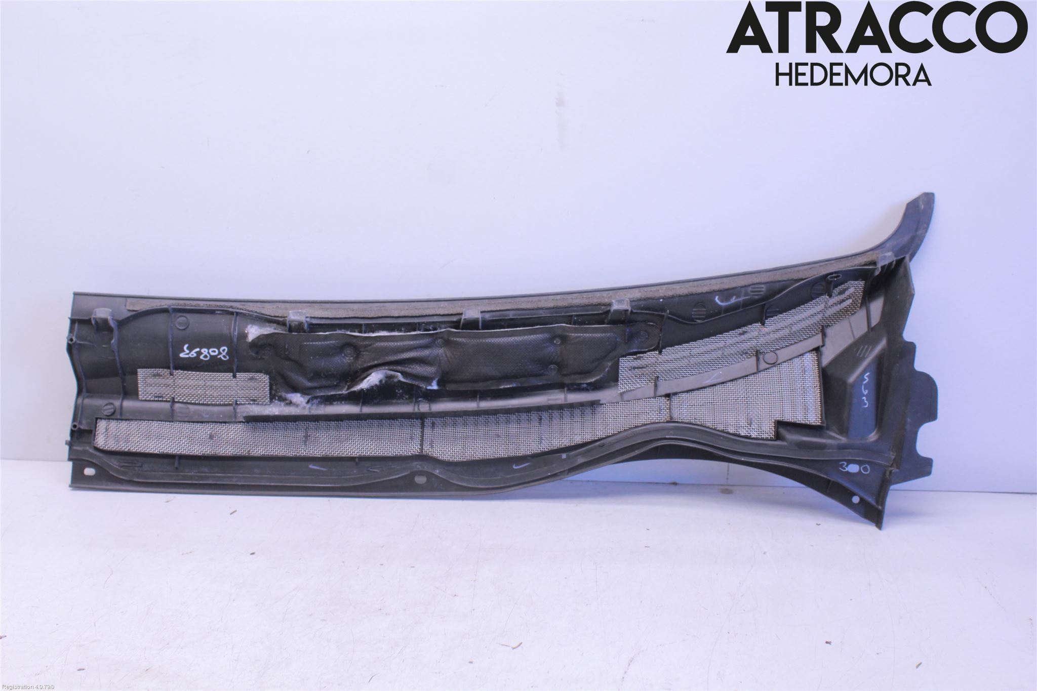 Toyota AVENSIS 03-06 Visker Deksel-Grill-Under Frr