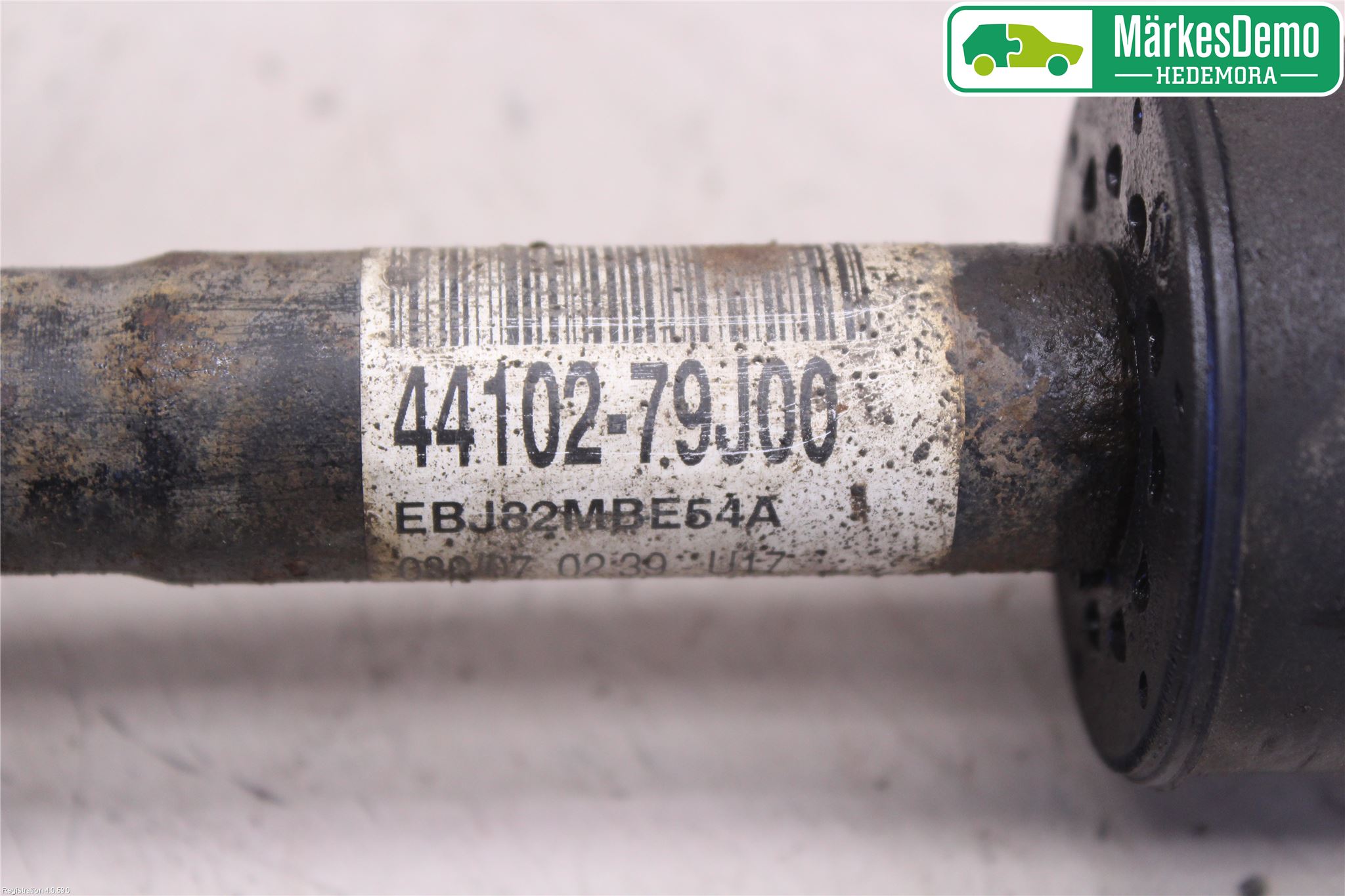 Suzuki SX4 06-09 Drivaksel Foran Kompl Venstre