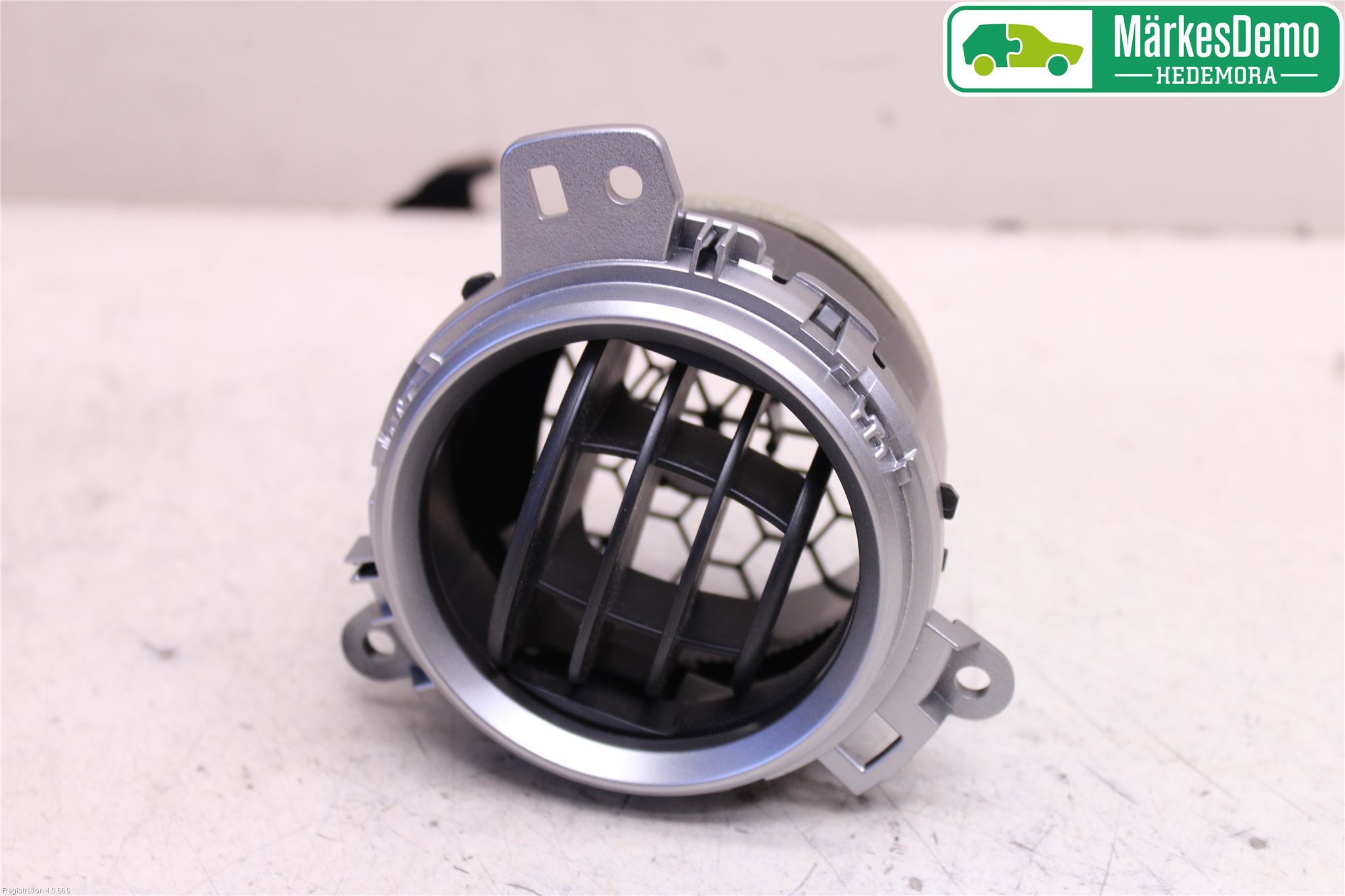 Toyota AURIS 13-19 Dashbord Kanal - Dyse