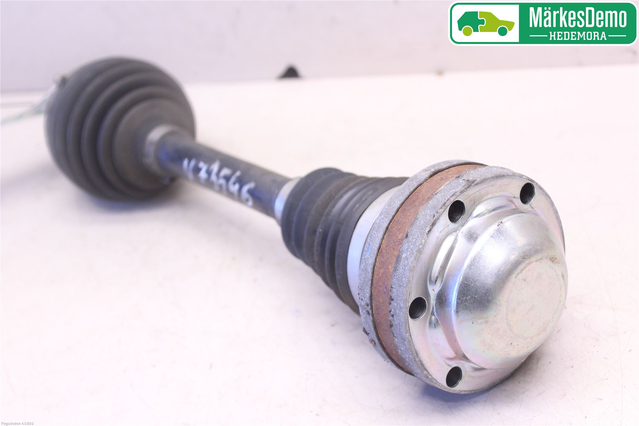 Audi A3/S3 8V 13-20 Drivaksel Foran Kompl Venstre