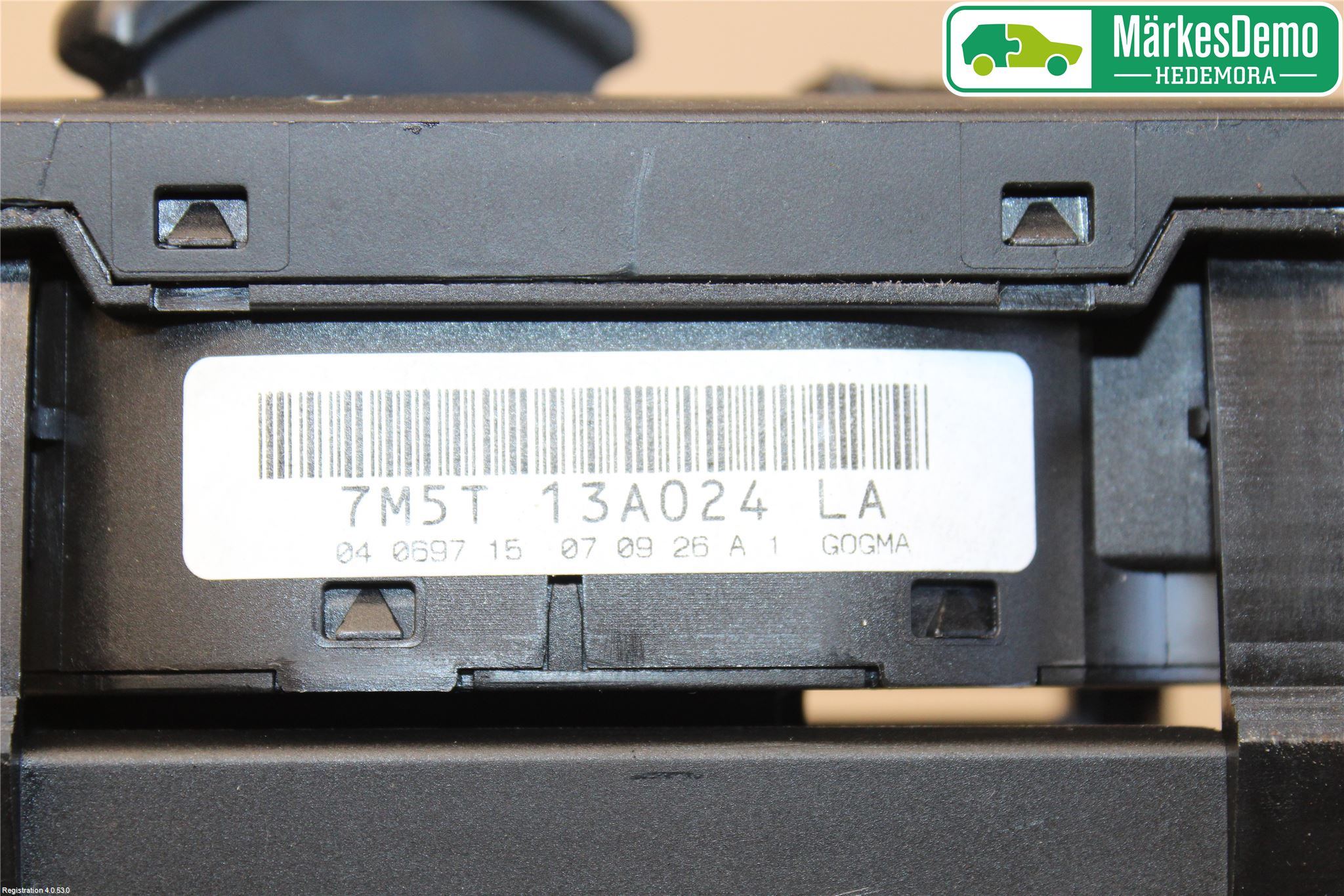 Ford FOCUS     04-07 Bryter Hovedlys