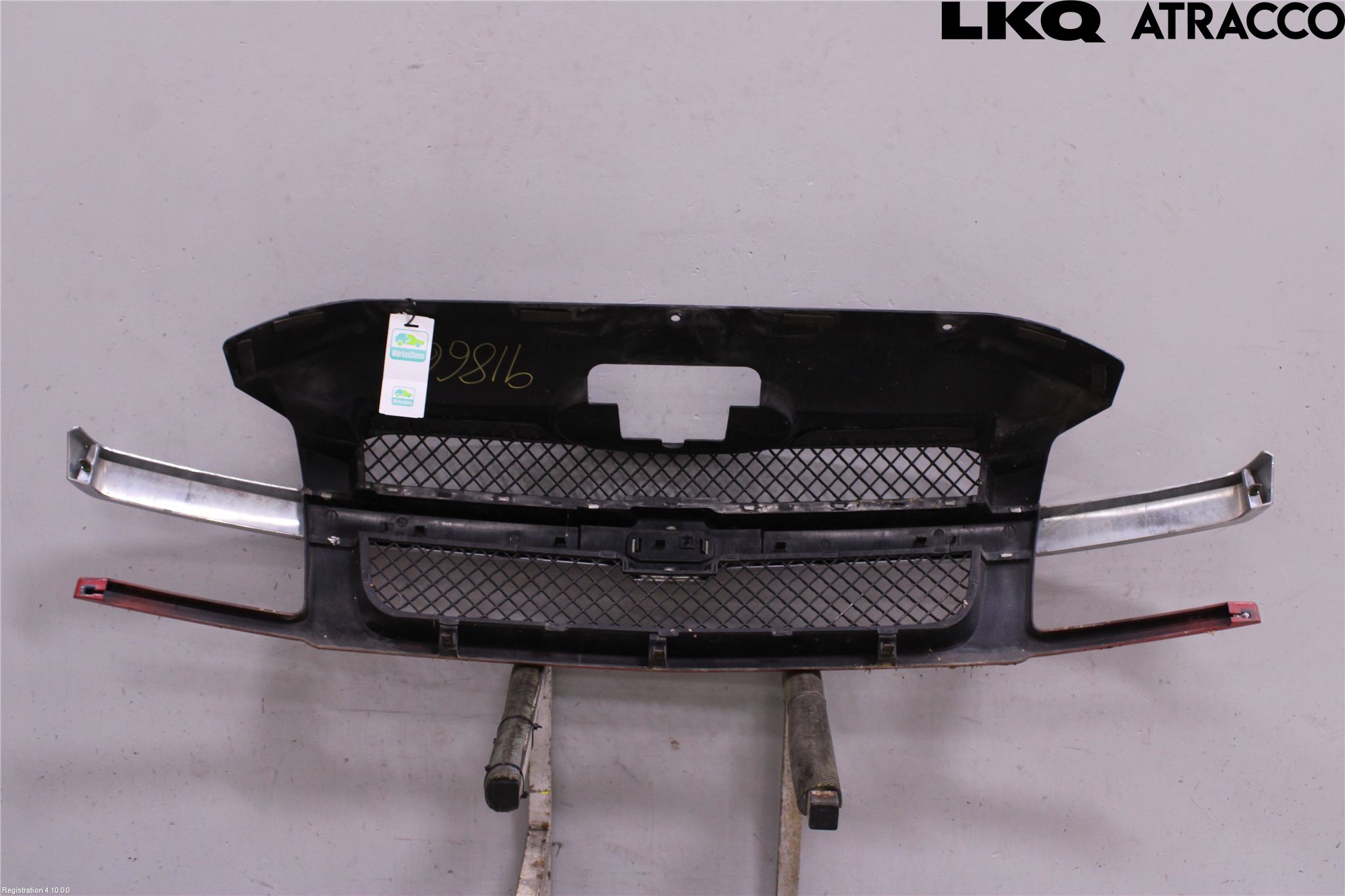 Chevrolet AVALANCHE Grill Komplett