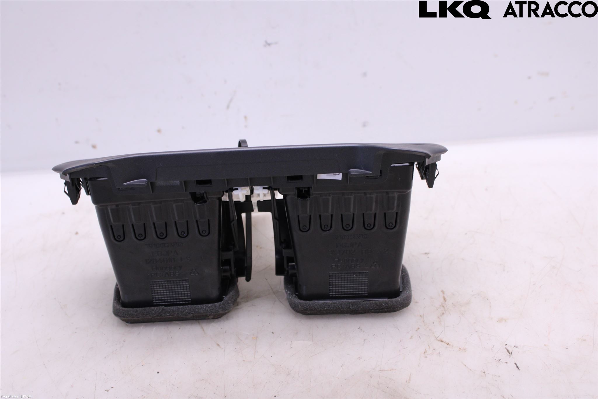 Volvo V40 12-19 Dashbord Kanal - Dyse