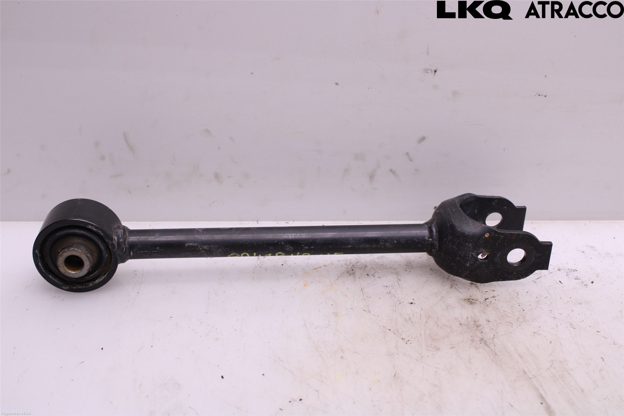 Toyota COROLLA CROSS XG10 22- Bærearm Bak Venstre