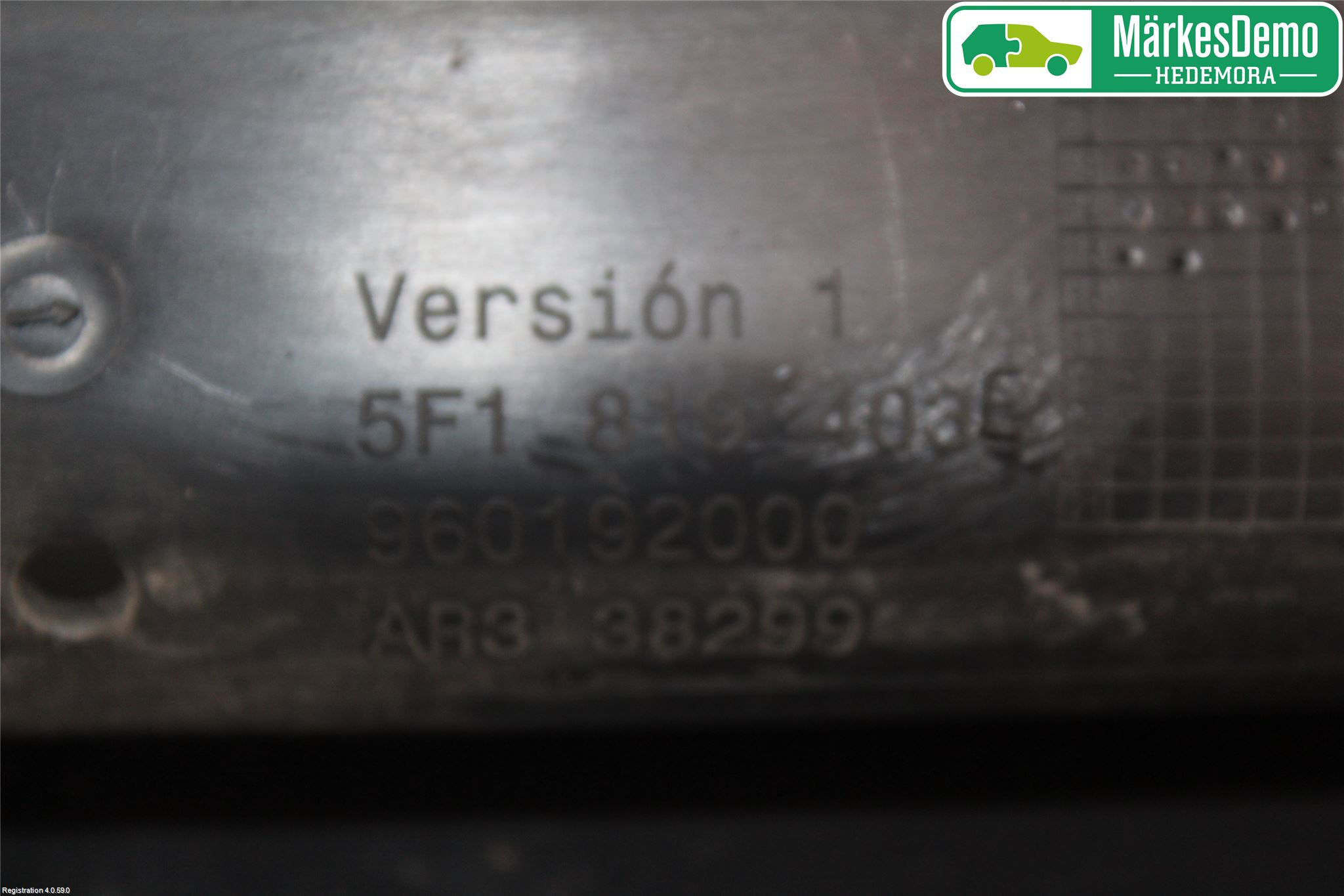 Seat LEON 13-20 Visker Deksel-Grill-Under Frr