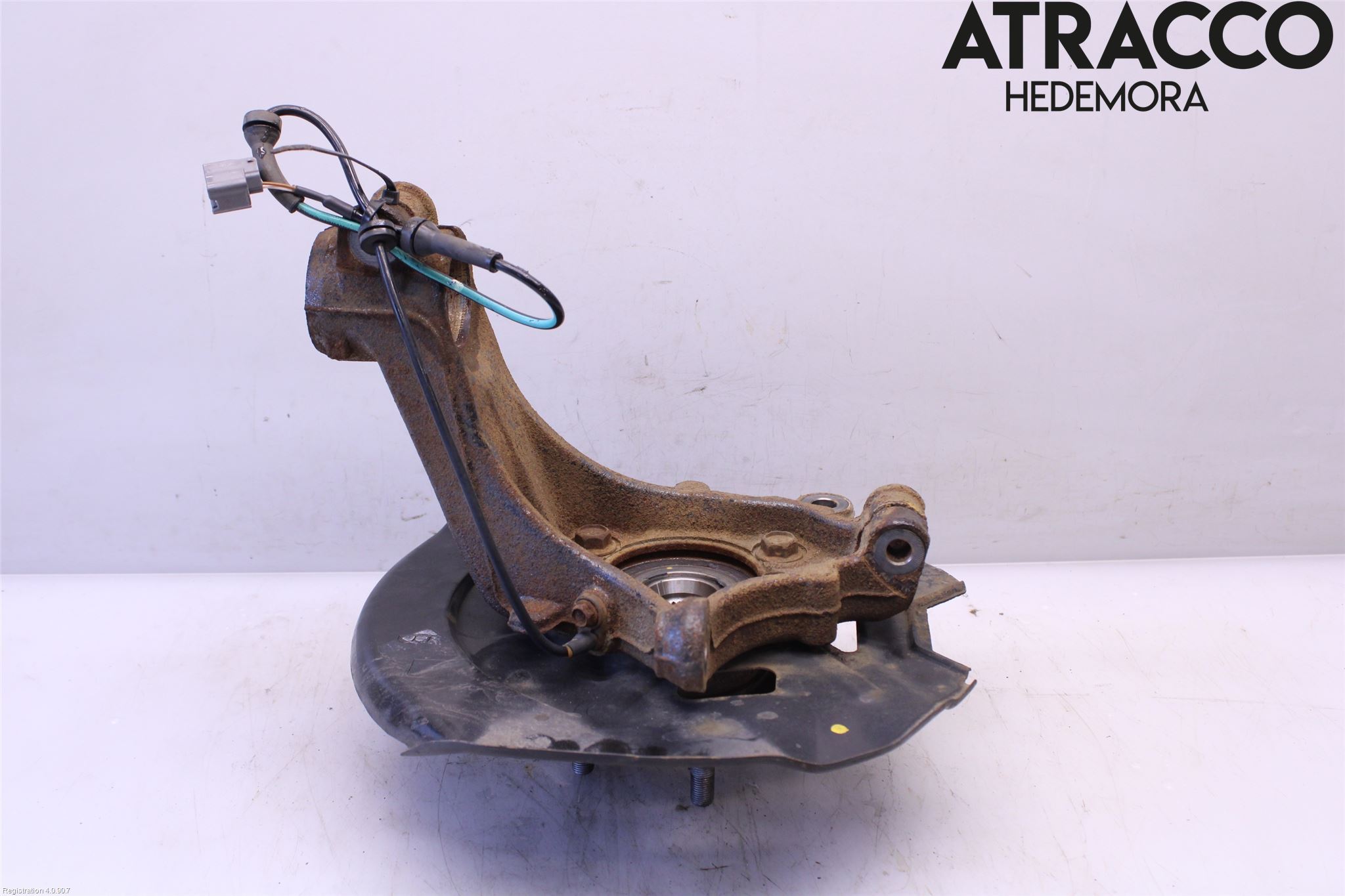 Nissan X-TRAIL 14-21 Spindel Vf