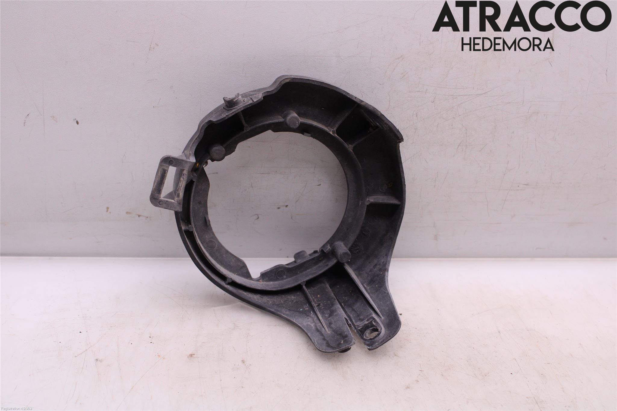 Nissan NAVARA 05-16 Frontlykt Kurve-Tåkelys Ramme