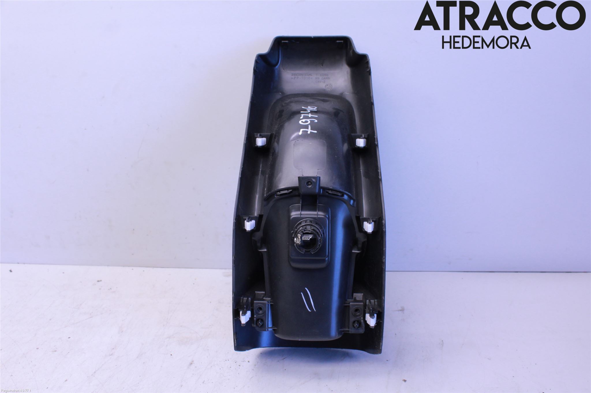 Honda HR-V 15-21 Instrumentkonsoll Midt