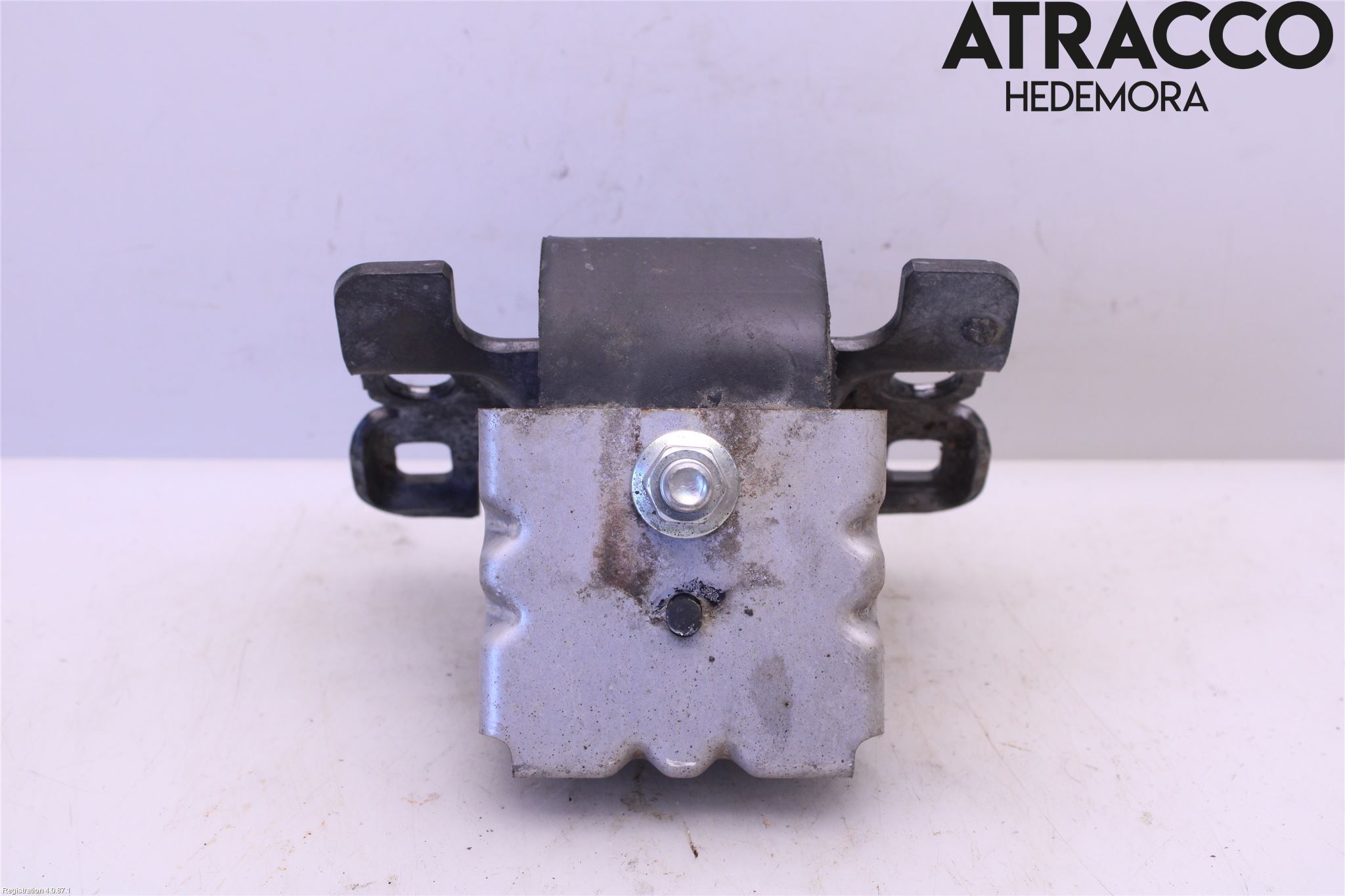 Nissan NAVARA, TREK-1 17-21 Motor Feste Gummi