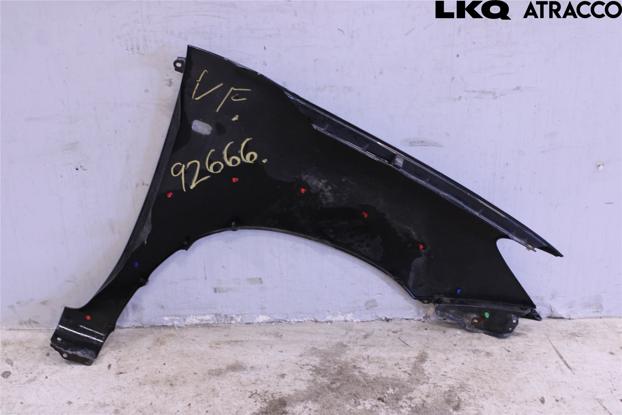 Toyota HILUX 05-16 Skjerm Foran Venstre