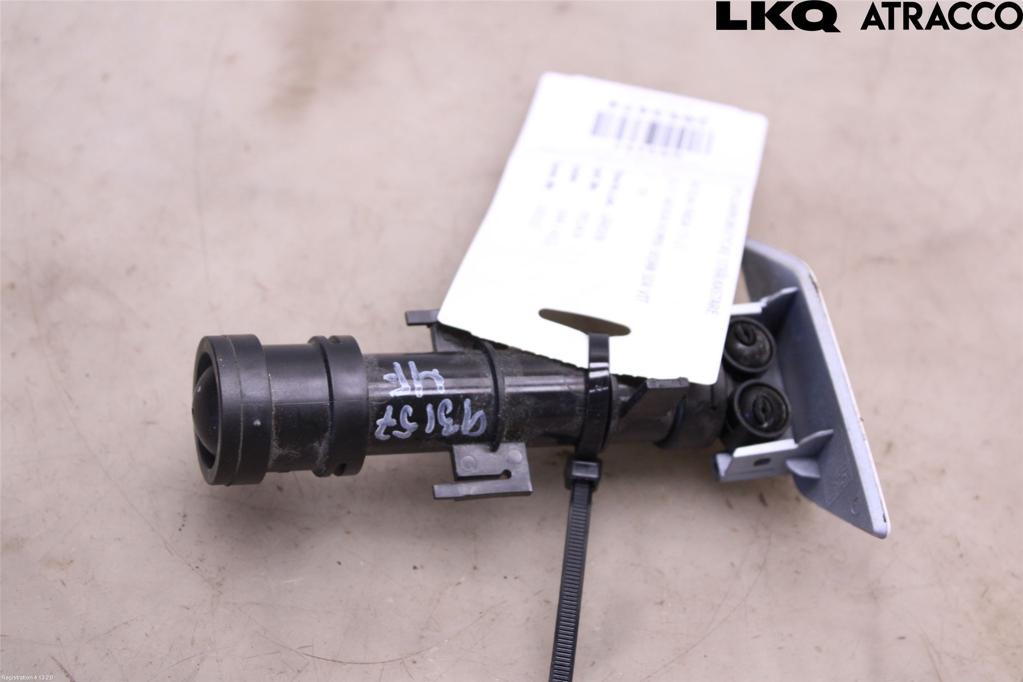 Skoda FABIA 15-21 Spylerdyse Frontlykter