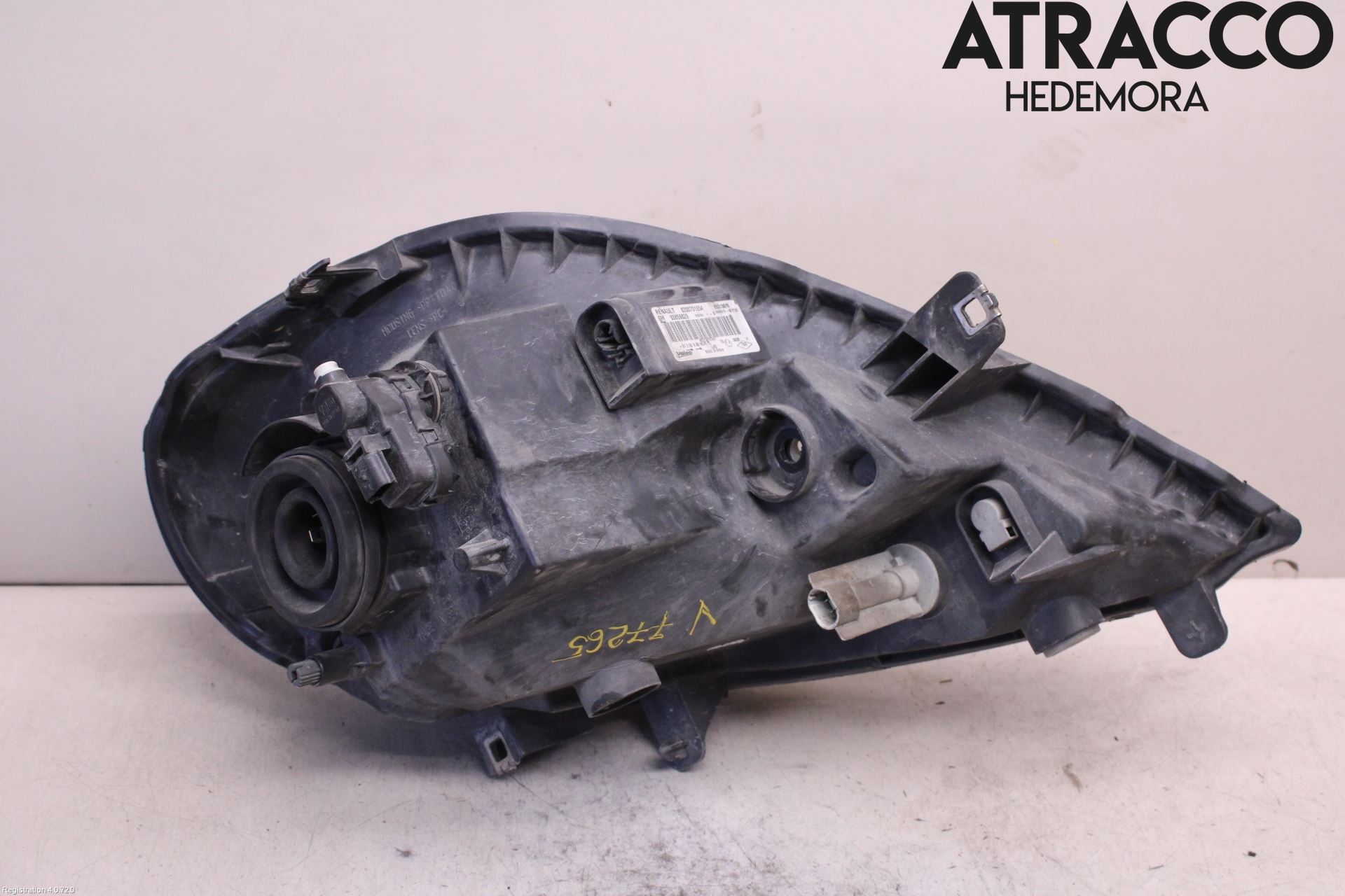 Opel VIVARO 01-14 Frontlykt Venstre