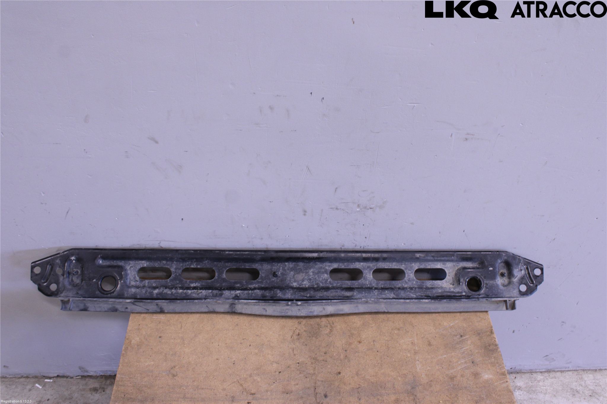 Volvo XC60 14-17 Radiator Feste - Ramme - Bjelk