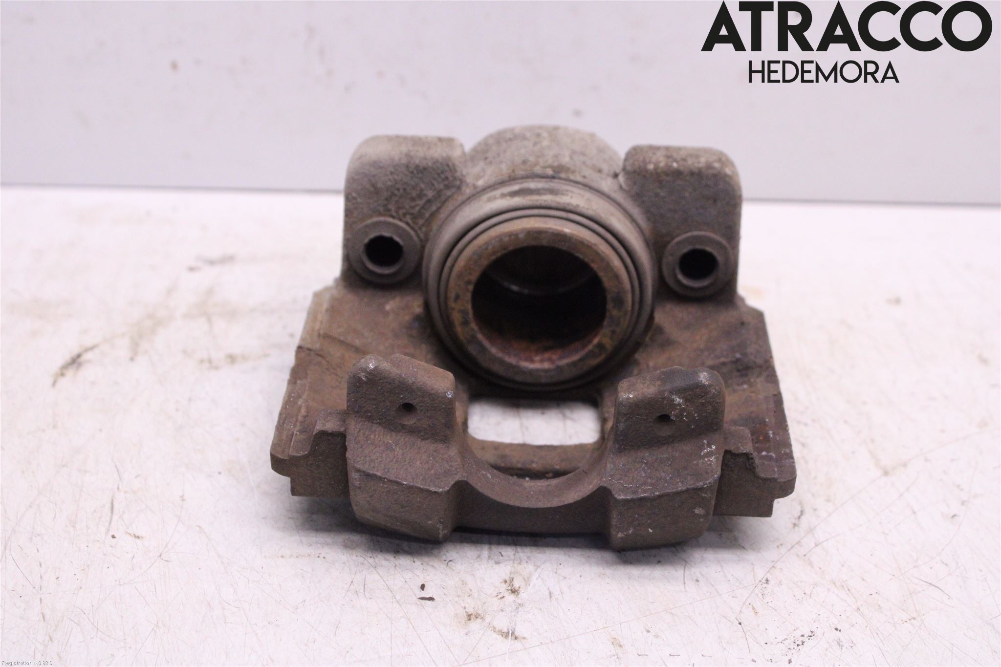 Toyota YARIS XP130 15-20 Bremsecaliper Foran Høyre