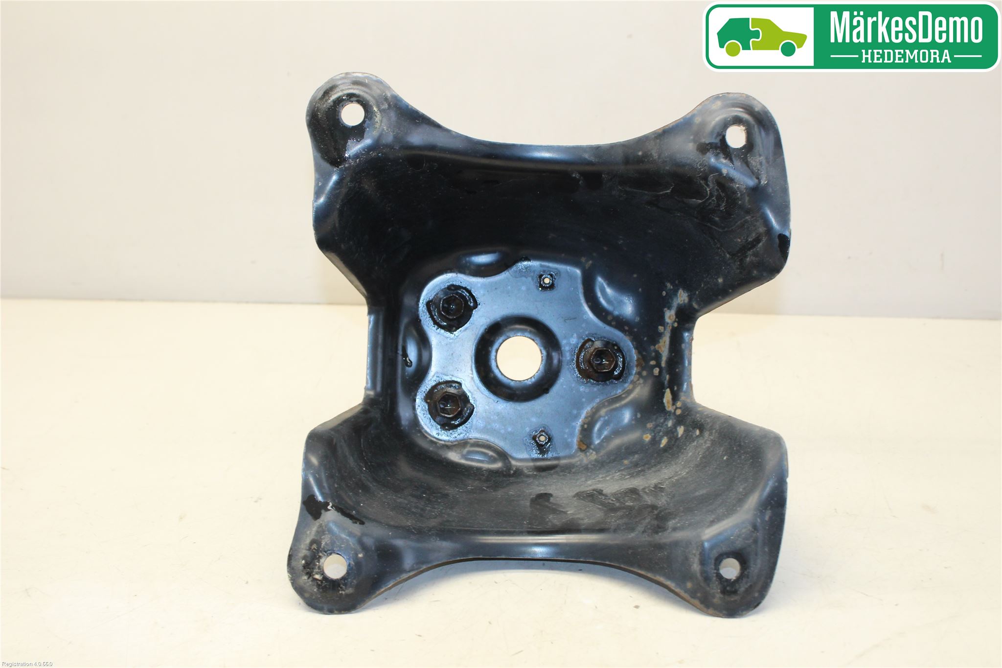 Suzuki GRAND VITARA II 06-14 Reservehjulholder