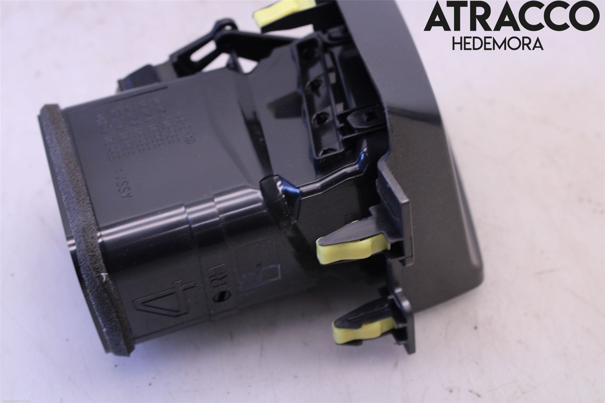 Toyota RAV4 13-18 Dashbord Kanal - Dyse