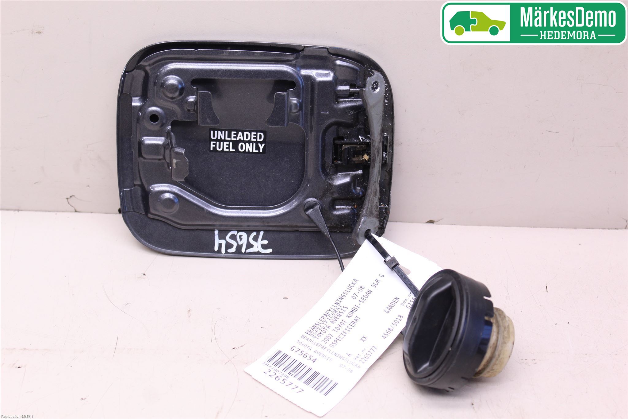 Toyota AVENSIS 07-08 Drivstoff Tankluke