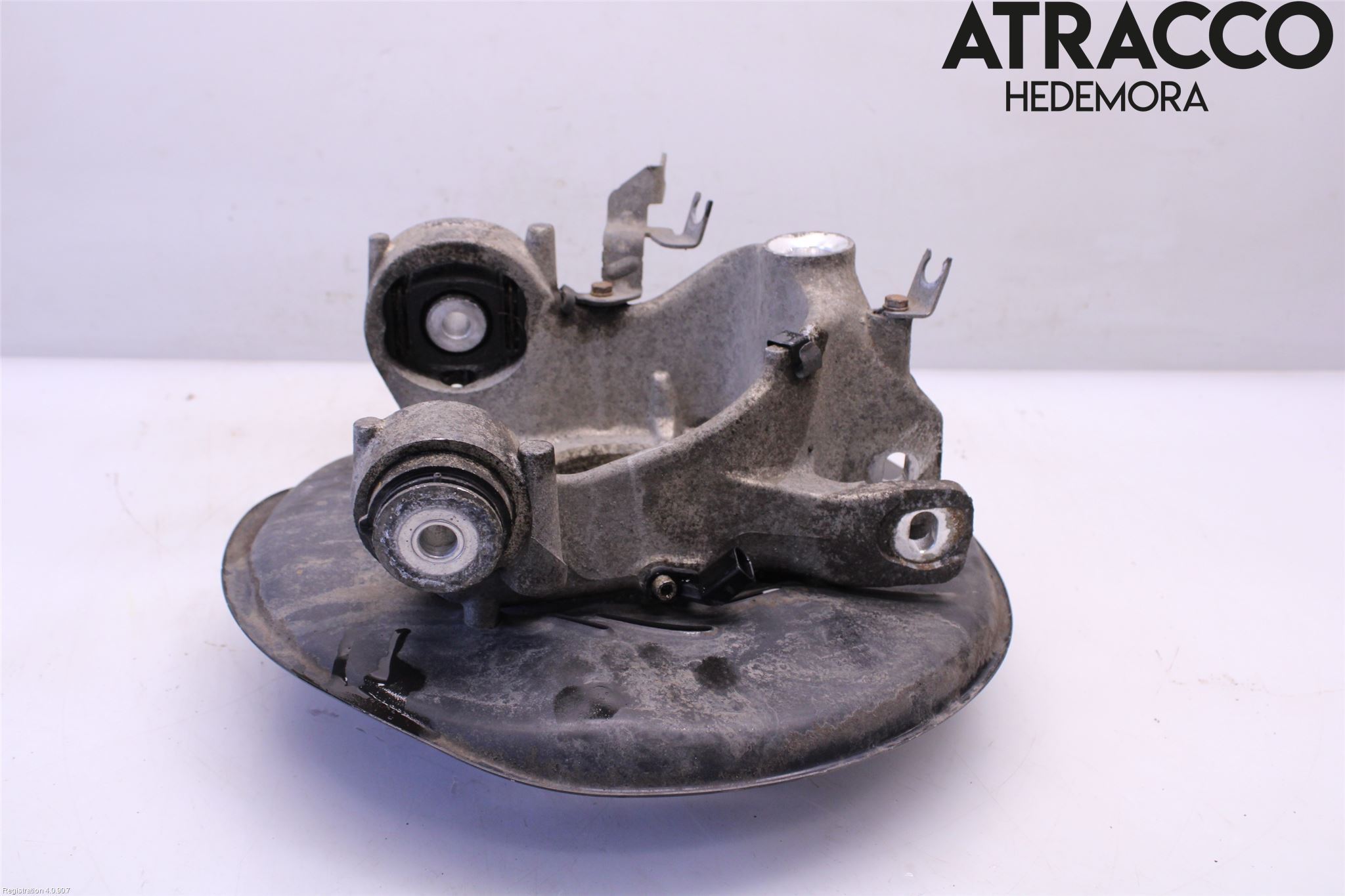 Audi A8/S8 4H 10-17 Spindel Hb
