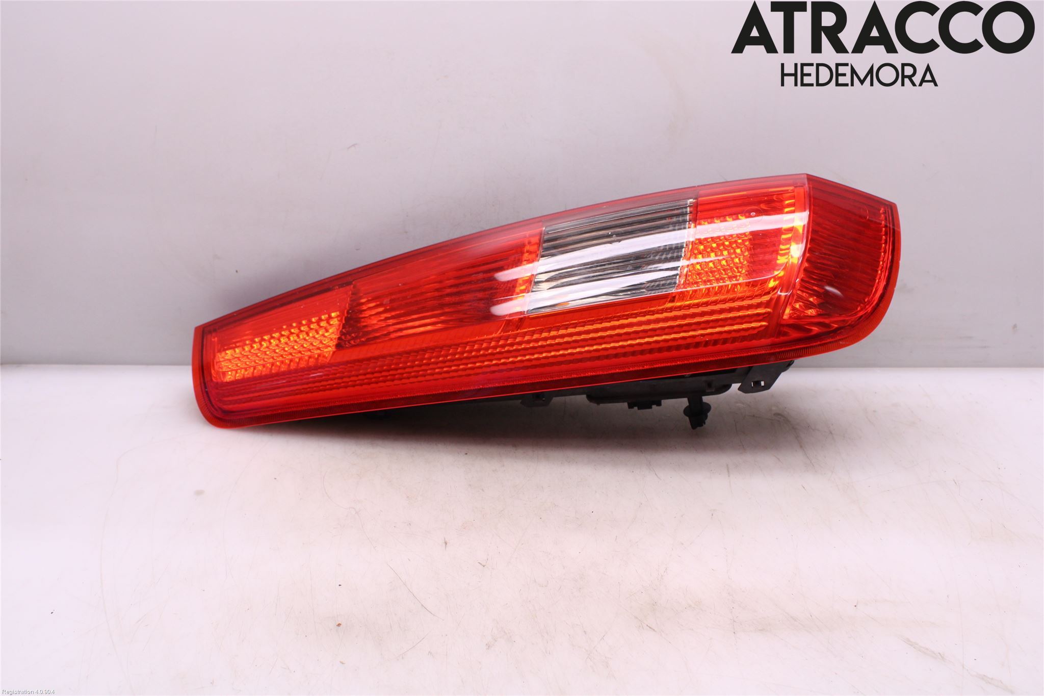 Ford FIESTA     02-05 Baklykt Venstre