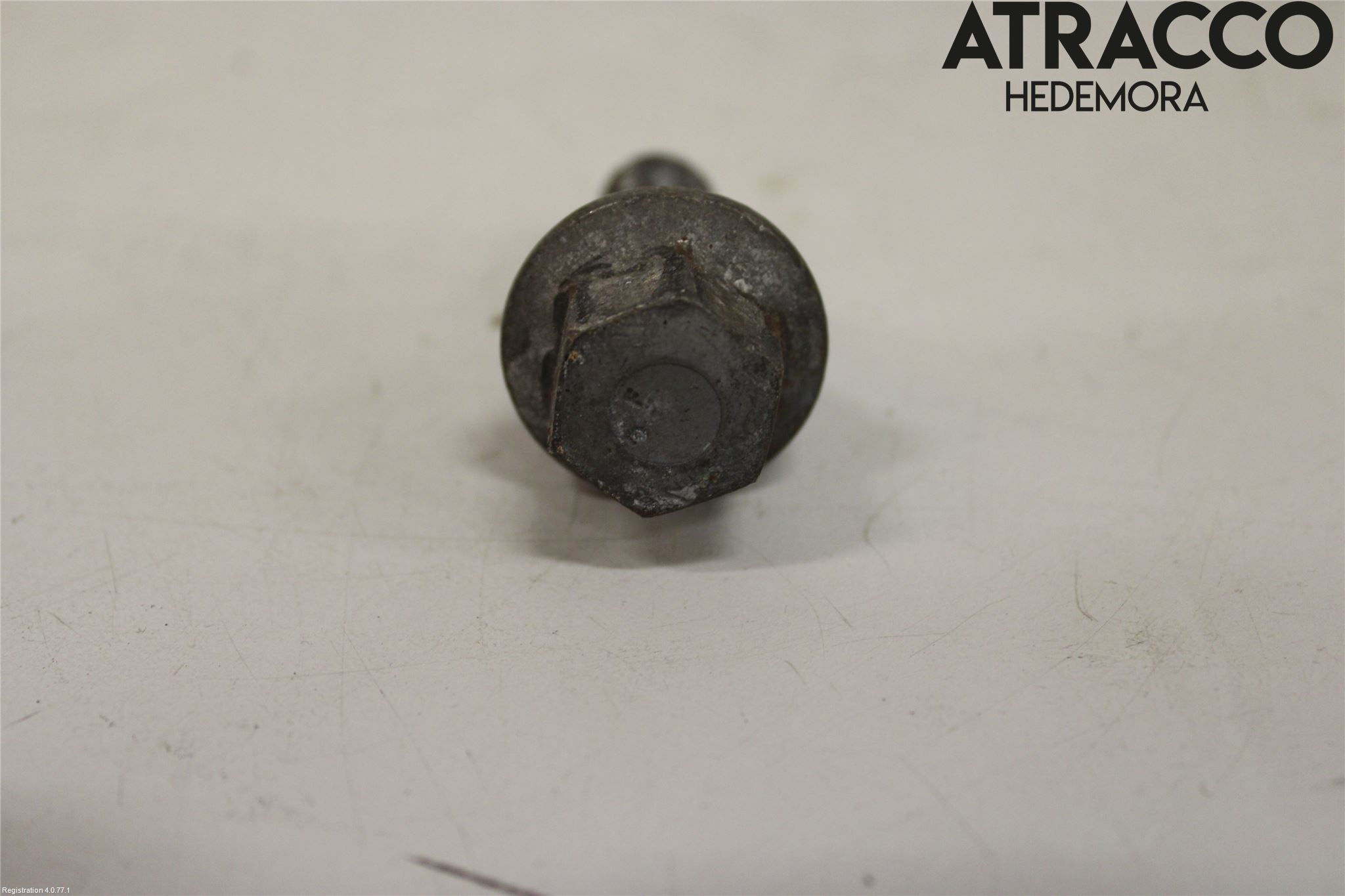 Renault MASTER III  04-10 Hjulmutter - Bolt - Sett