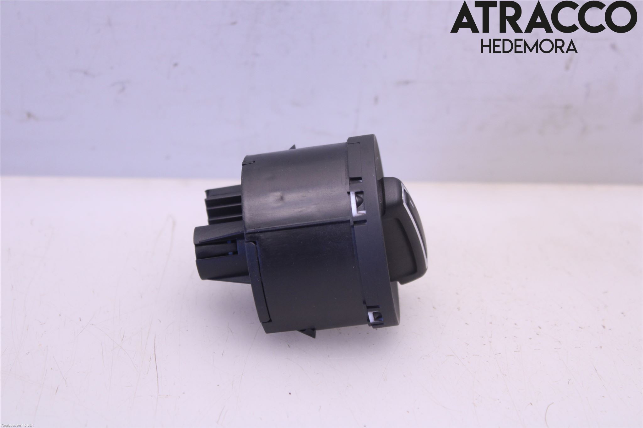 Volkswagen VW GOLF SPORTSVAN 15-20 Bryter Hovedlys