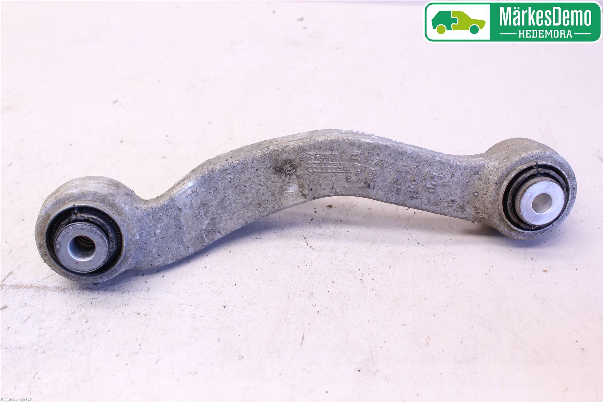 BMW 5 F10/F11/F18 09-17 Bærearm Bak Høyre Øvre