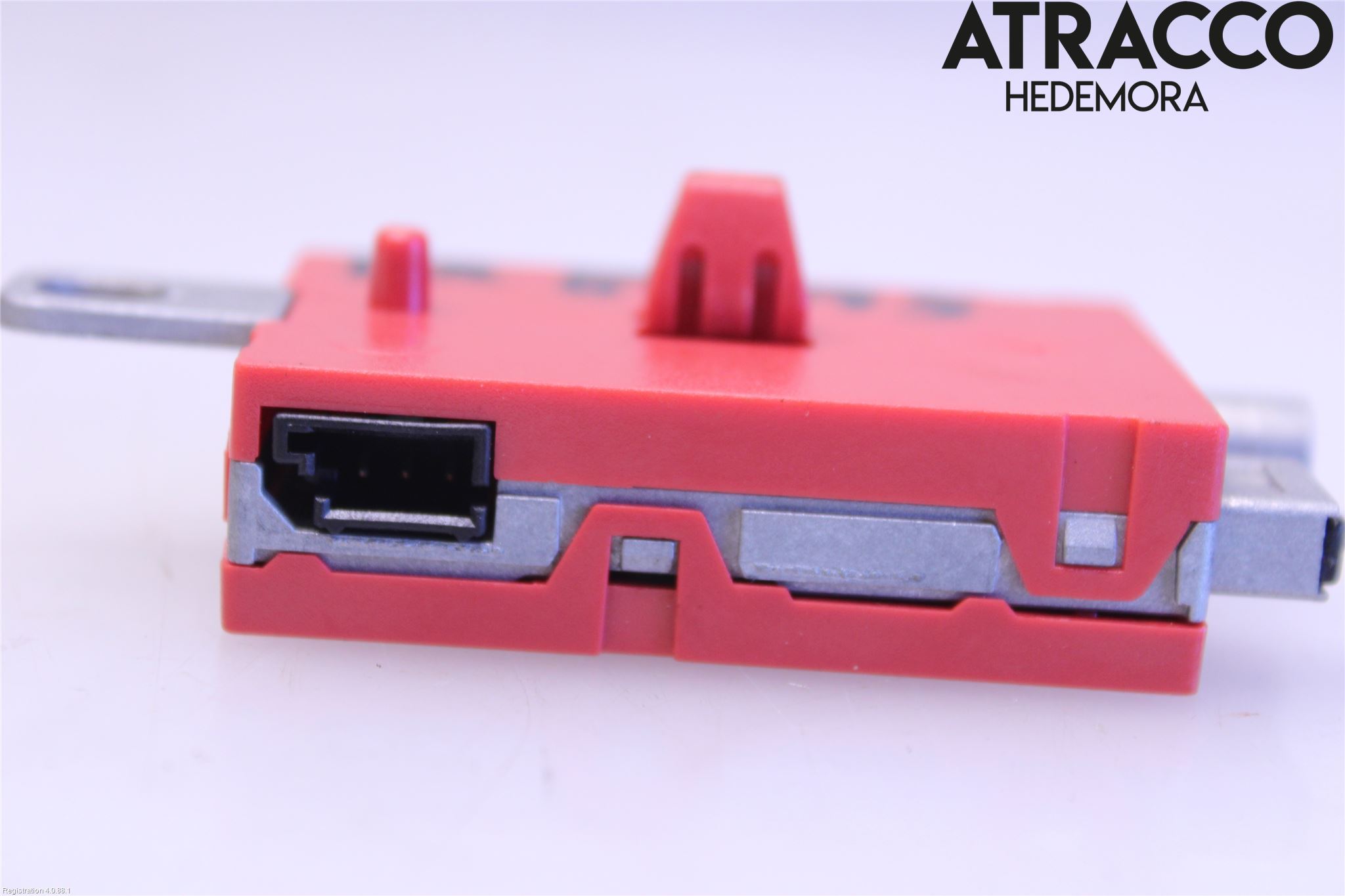Volvo V40 CROSS COUNTRY 13-19 Stereo Antenneforsterker