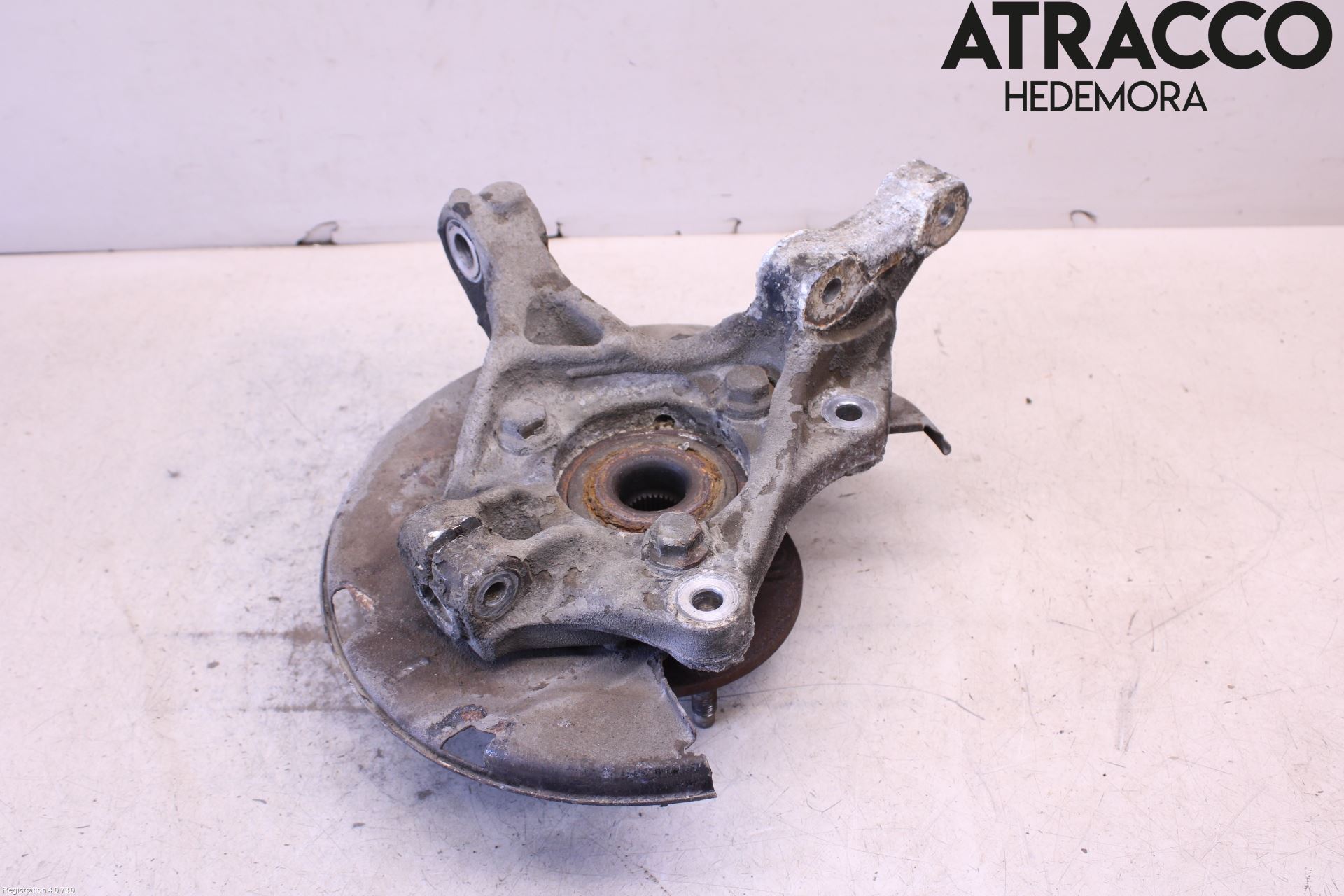 Opel ASTRA J 10-15 Spindel Vf