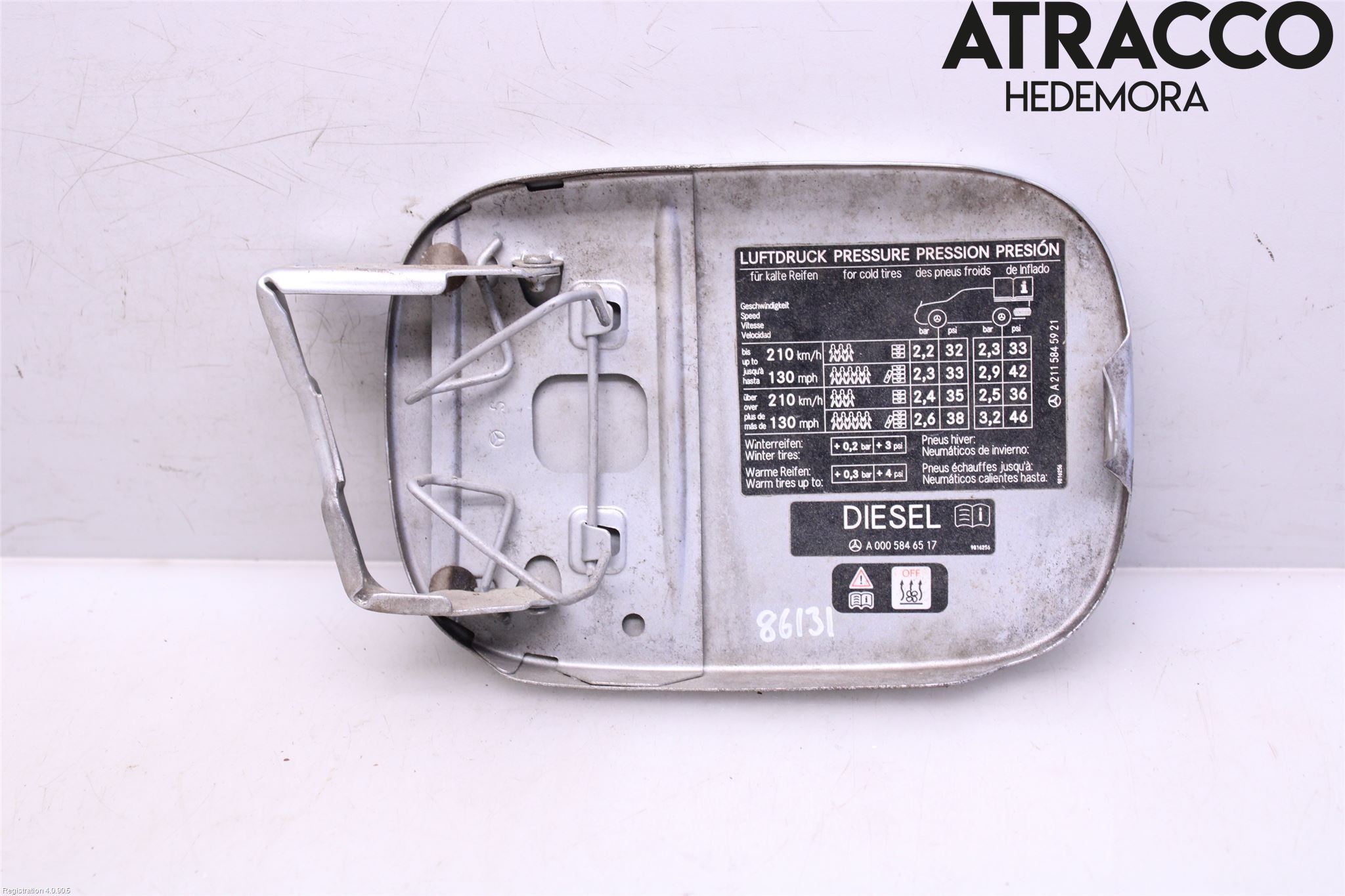 Mercedes-Benz MB E-KLASS (W211) 02-09 Drivstoff Tankluke