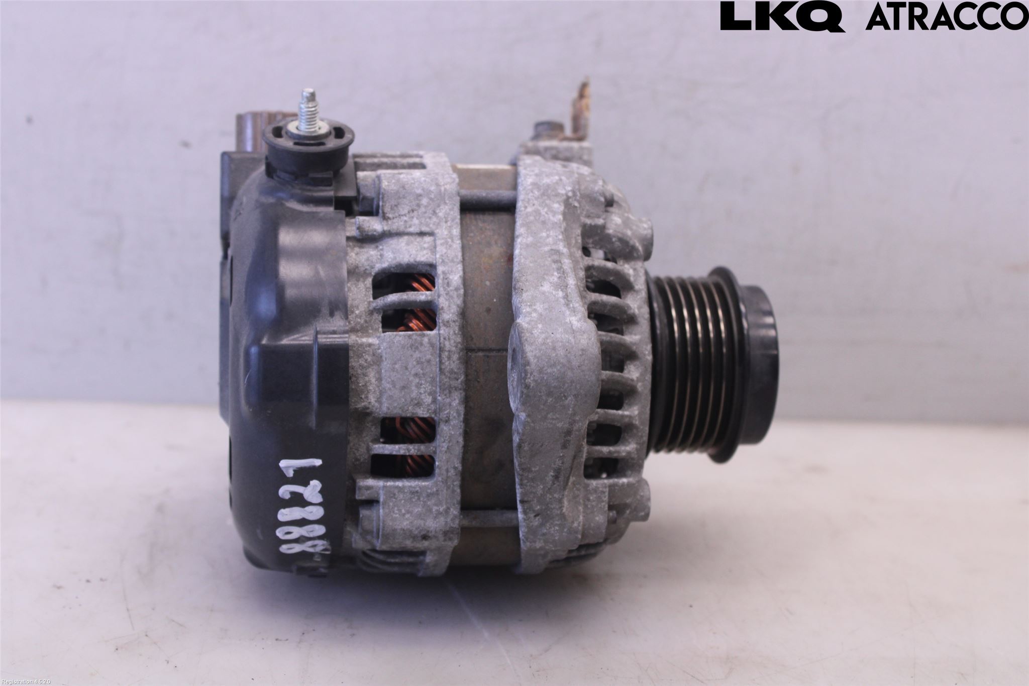 Toyota AVENSIS 09-15 Dynamo