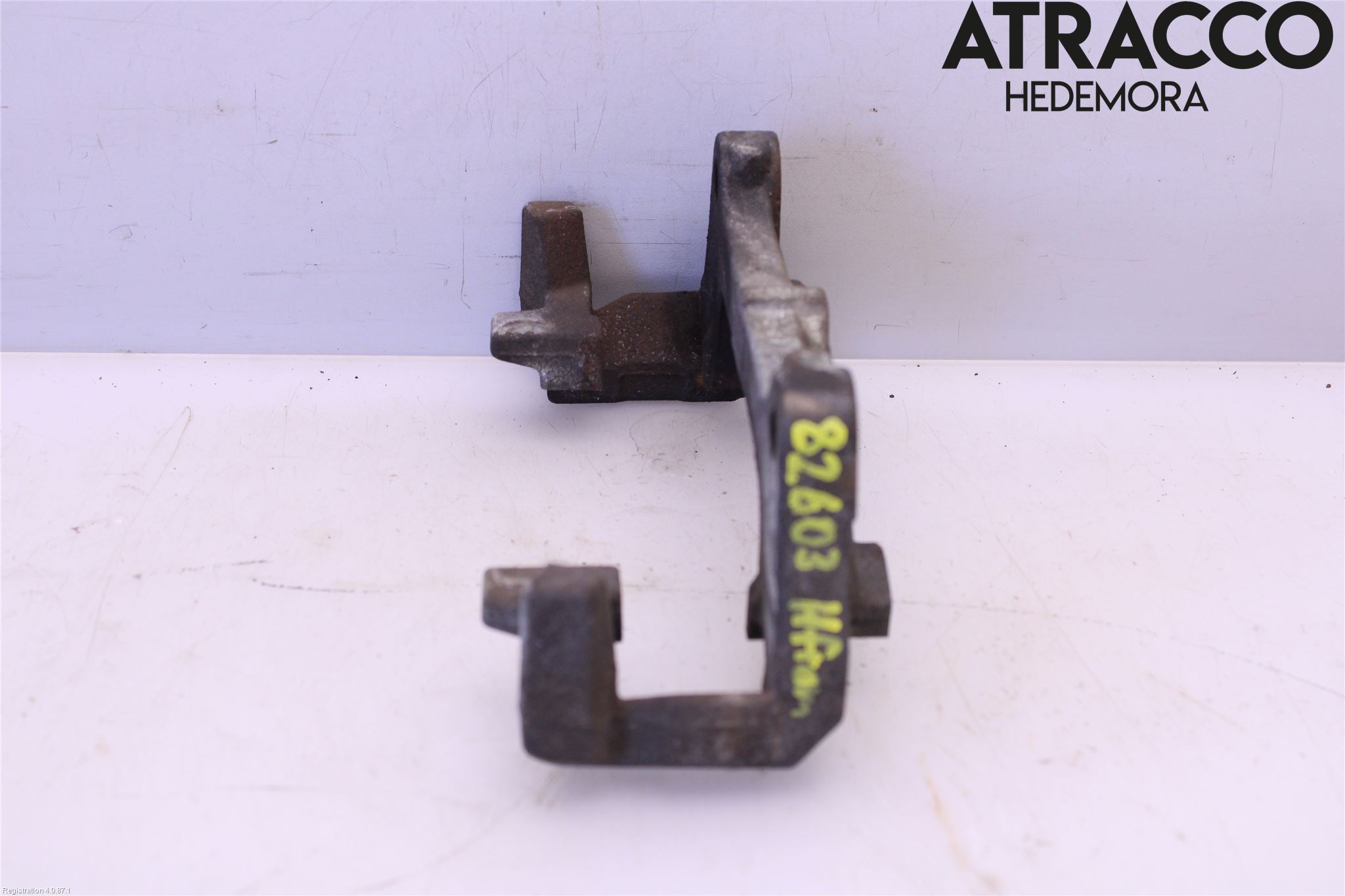 Toyota YARIS XP21 20- Bremsecaliper Feste Holder