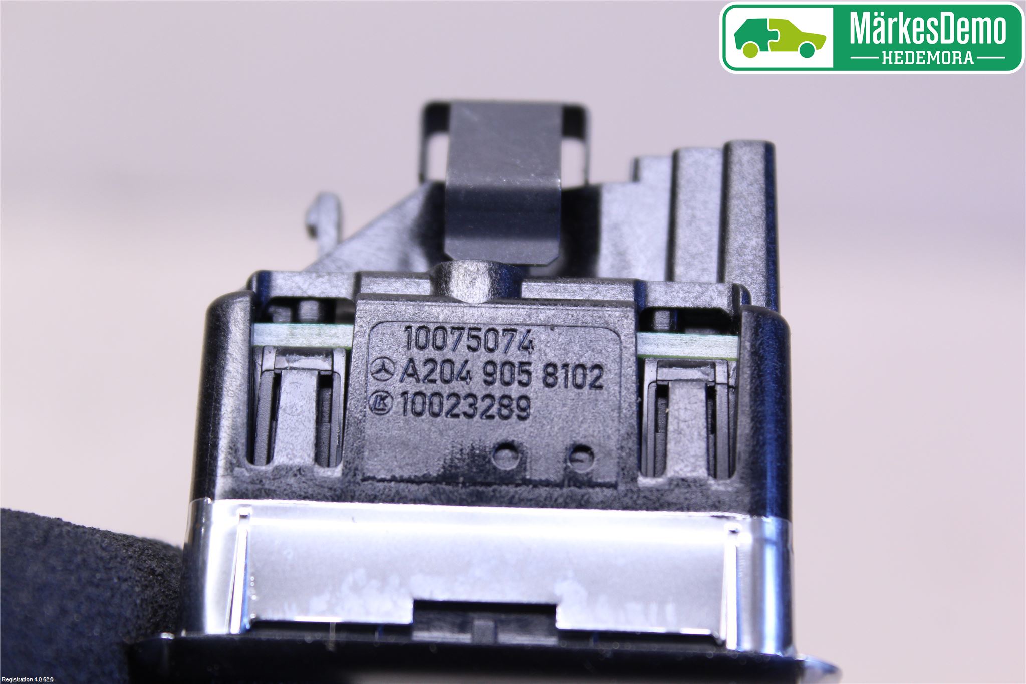 Mercedes-Benz MB E-KLASS (W212) 09-16 Bryter Vindusheis