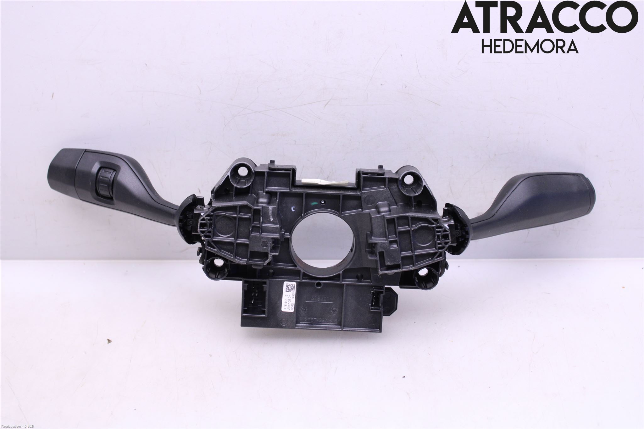 BMW 5 G30/G31/F90 17-23 Bryter Ratt Kombi H Og V