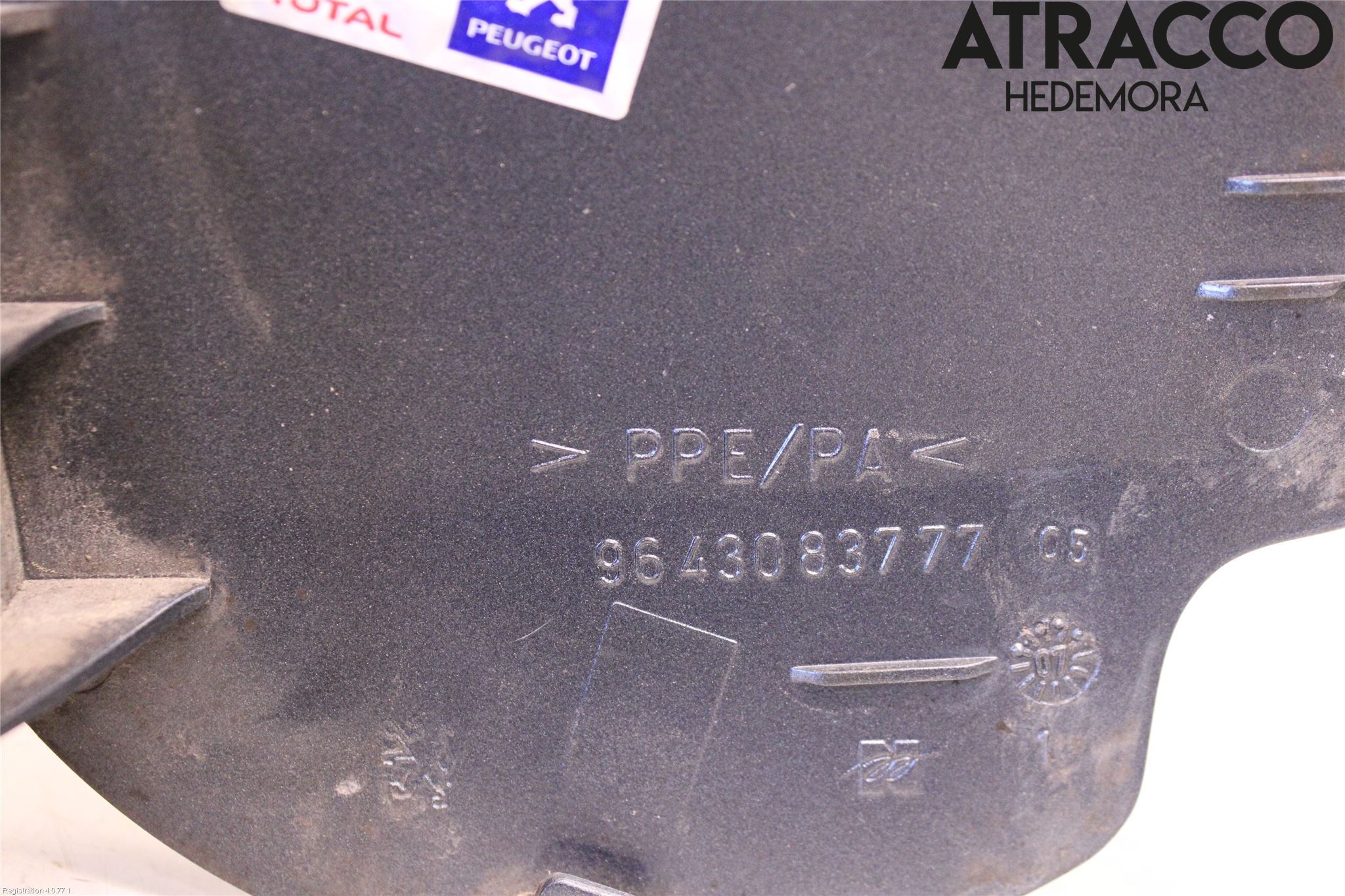 Peugeot 307     05-08 Drivstoff Tankluke