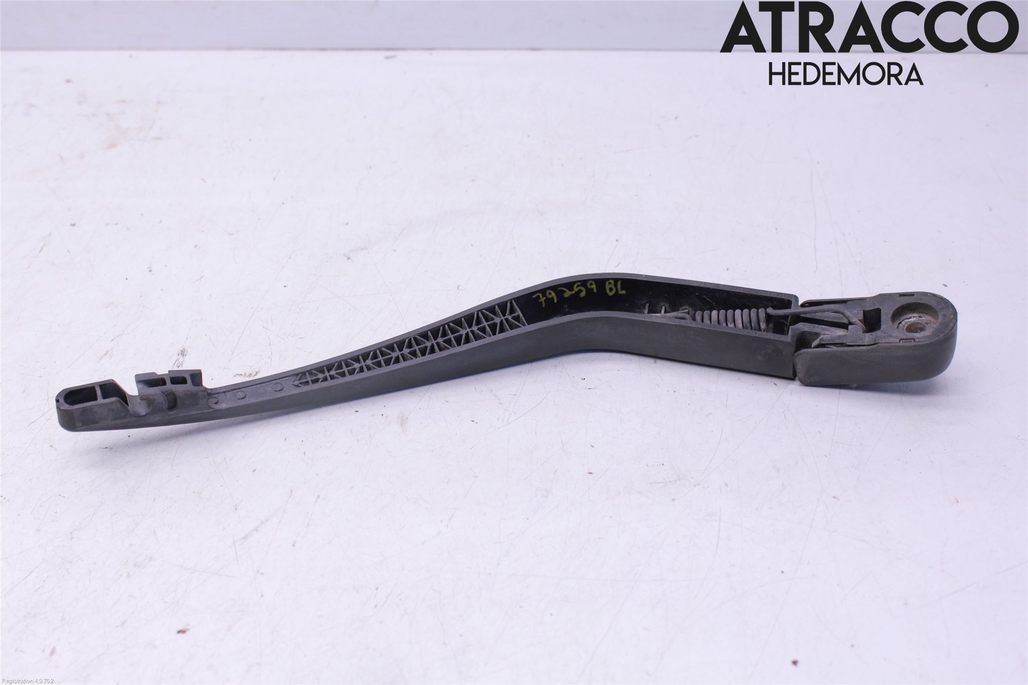 Nissan NOTE E12 14-20 Viskerarm Bakrute