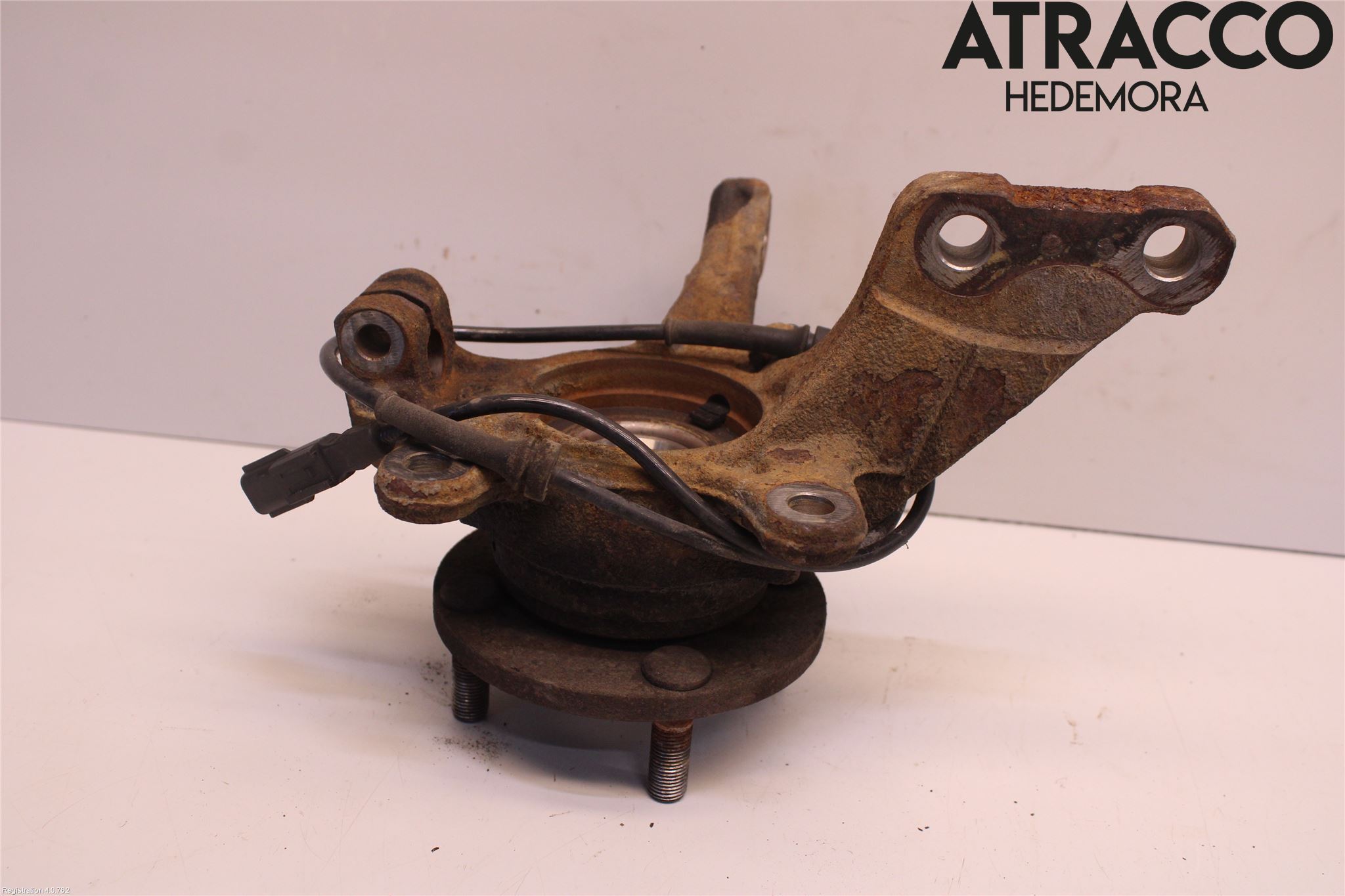Nissan NOTE E12 14-20 Spindel Vf