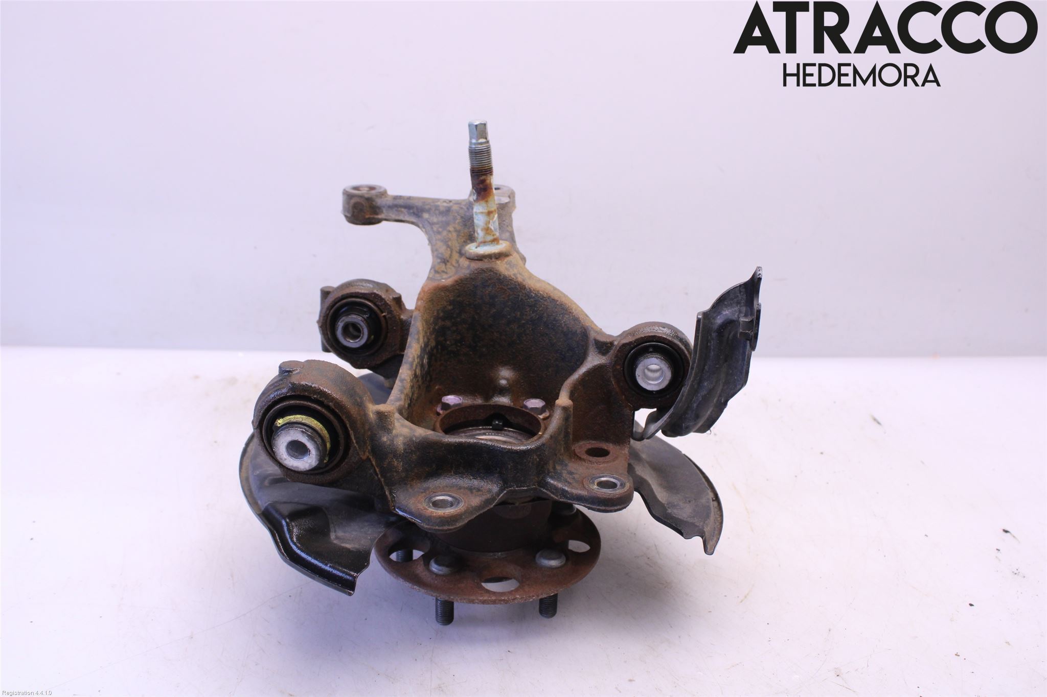 Toyota COROLLA CROSS XG10 22- Spindel Hb