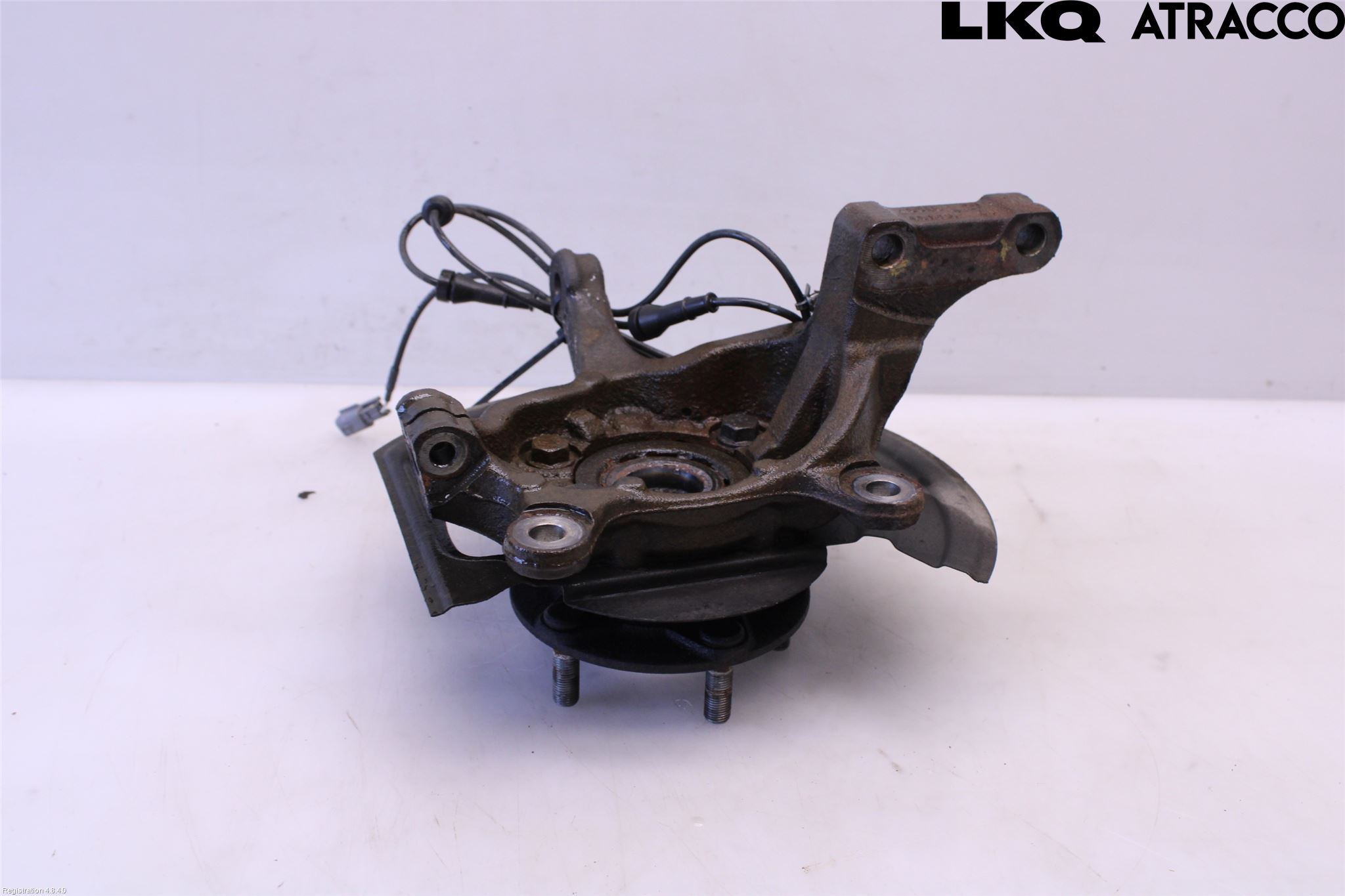 Nissan JUKE 14-19 Spindel Vf