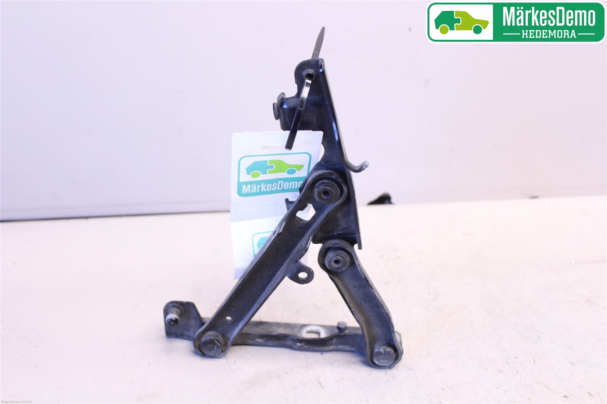 Mercedes-Benz MB CLS (C219) 03-11 Panser Hengsel - Hengsler