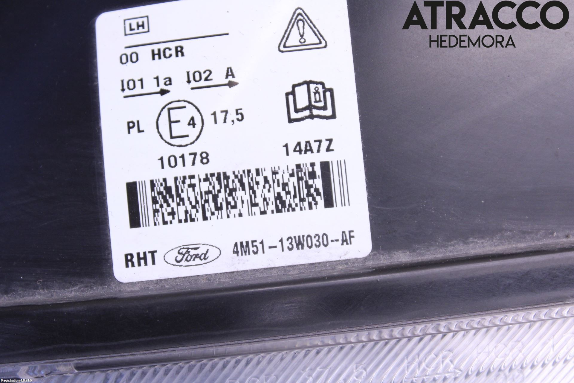 Ford FOCUS     04-07 Frontlykt Venstre