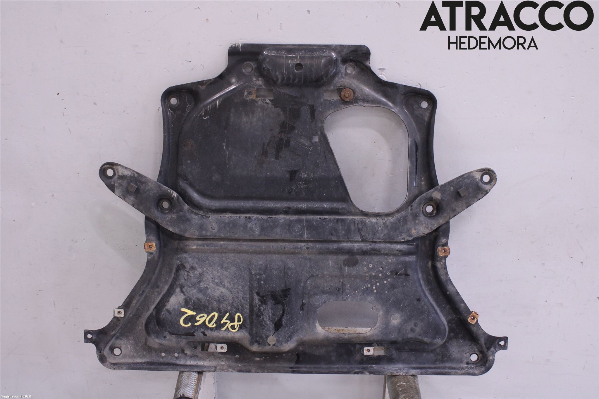 BMW 3 F30/F31/F80 12-19 Bunnplate U Motor-Gear-Dørk