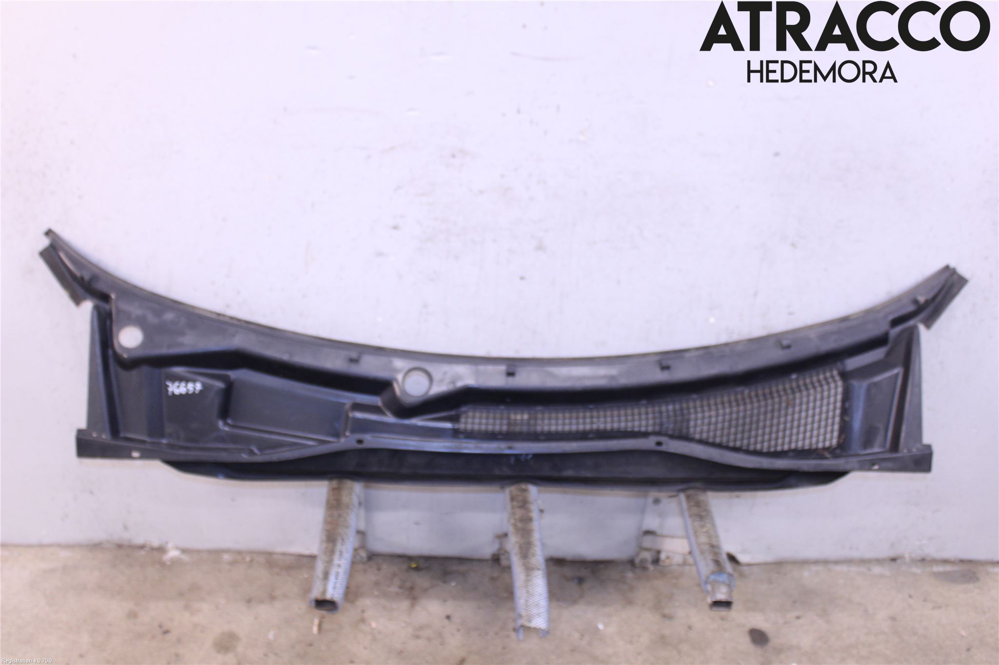 Chevrolet CHR VOYAGER 08-10 Visker Deksel-Grill-Under Frr