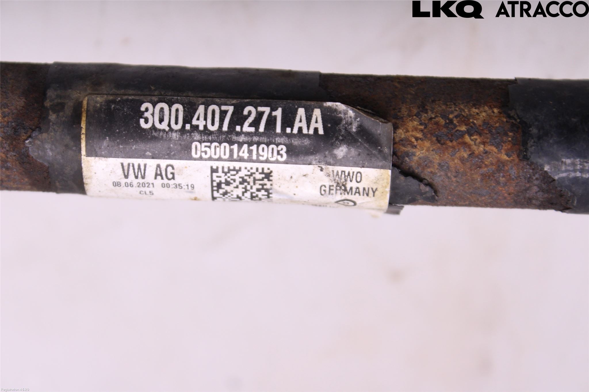 Volkswagen VW PASSAT 15-19 Drivaksel Foran Kompl Venstre