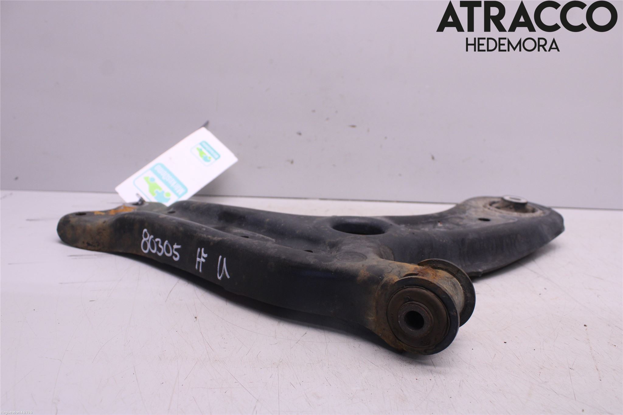 Volkswagen VW POLO 10-17 Bærearm Foran Høyre Nedre