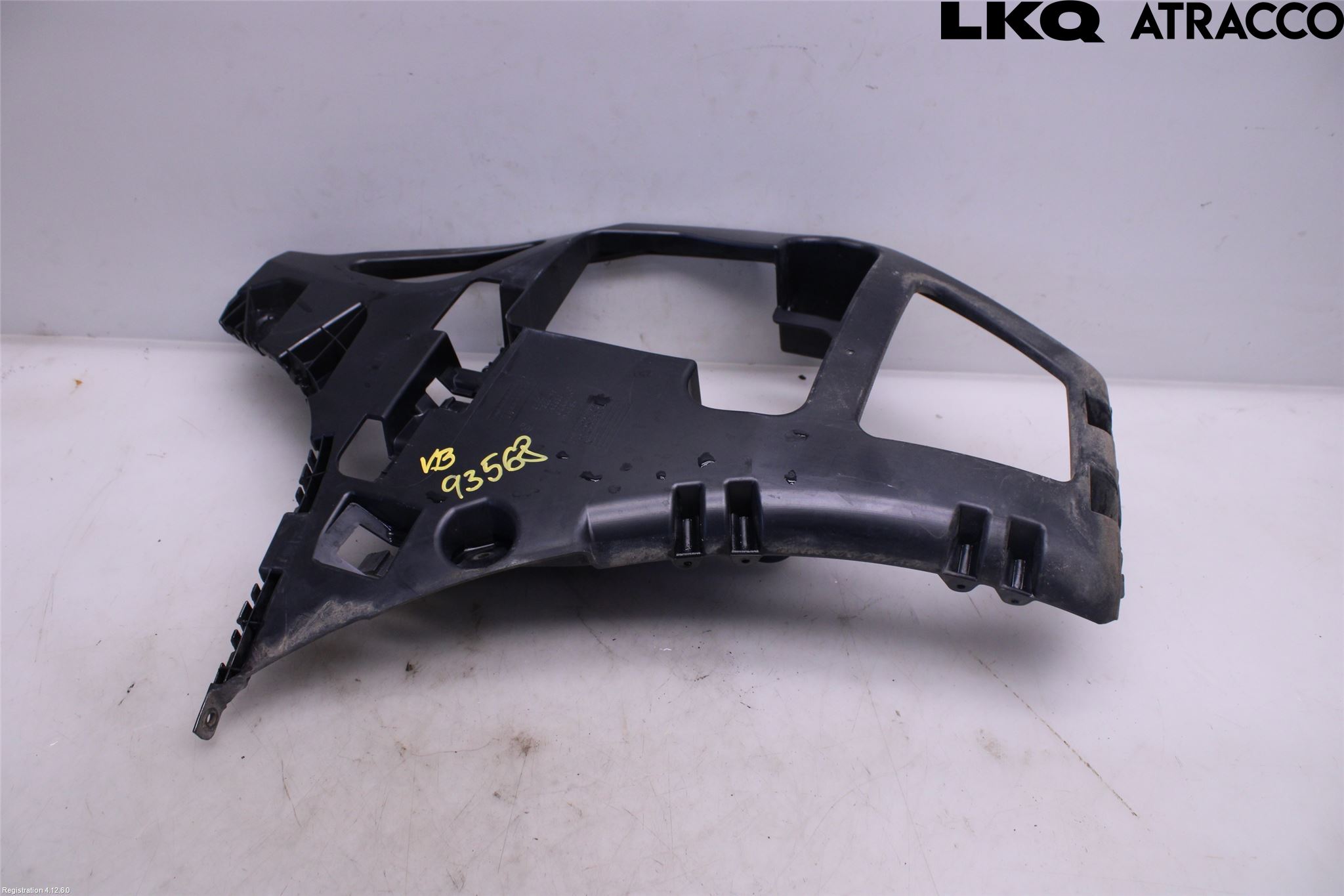 BMW 2 F45 Active Tourer 14-21 Støtfangerfeste Bak Venstre