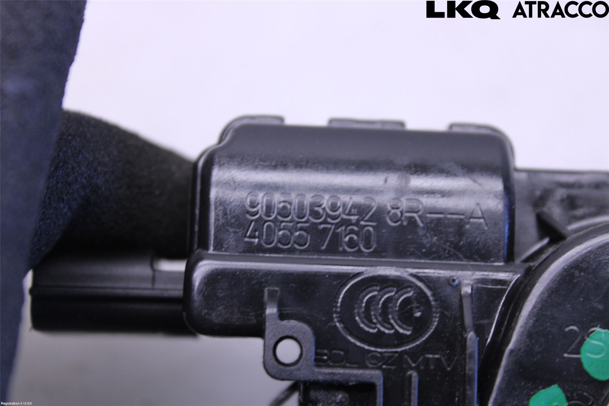Dacia DUSTER 10-17 Bakluke-Lokk Låsekasse